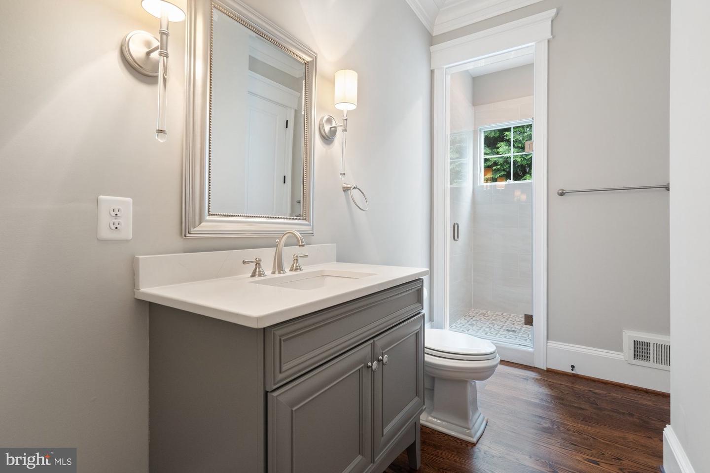 445 Orchard St NW