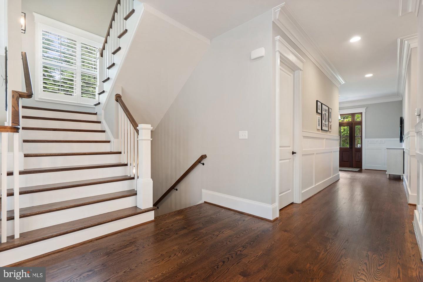445 Orchard St NW