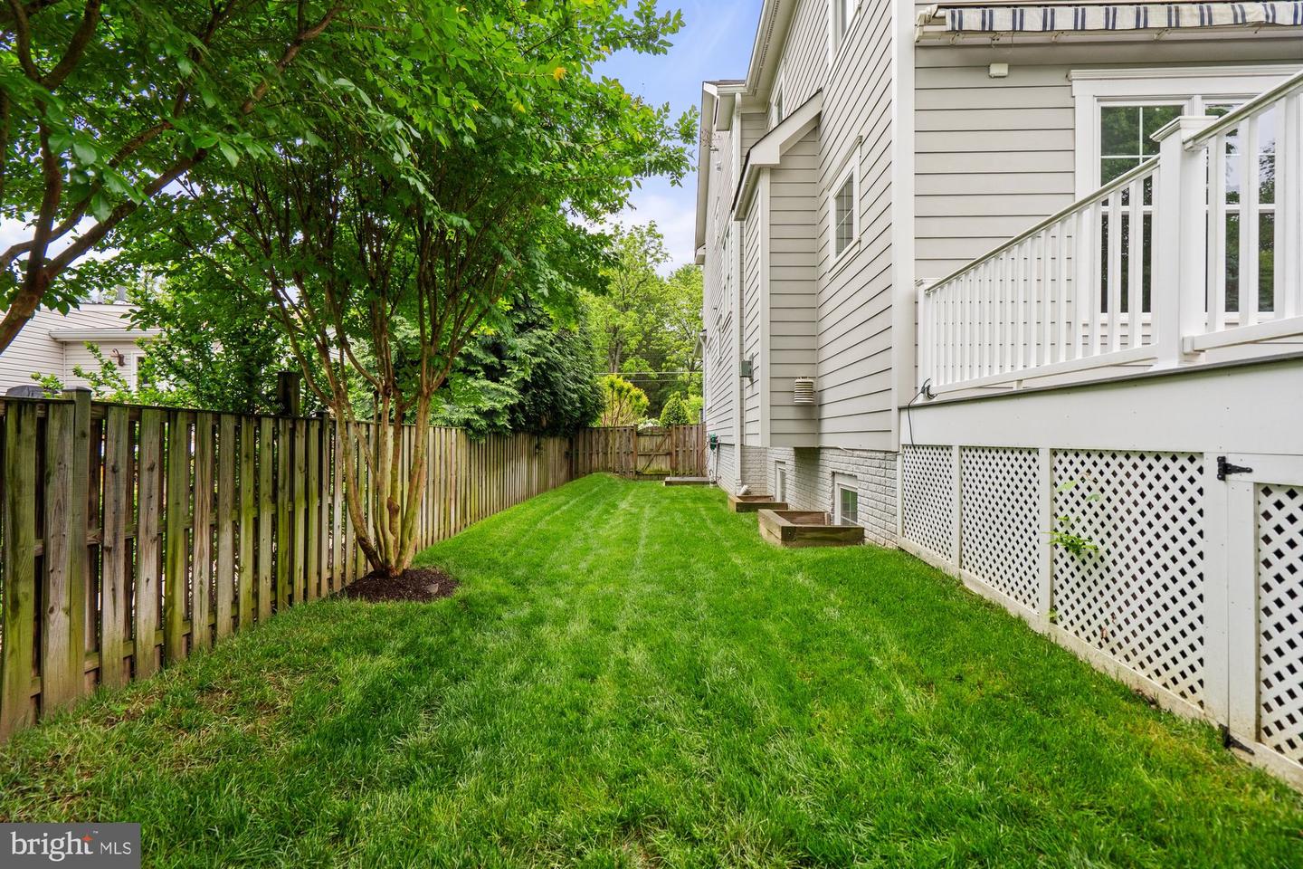 445 Orchard St NW