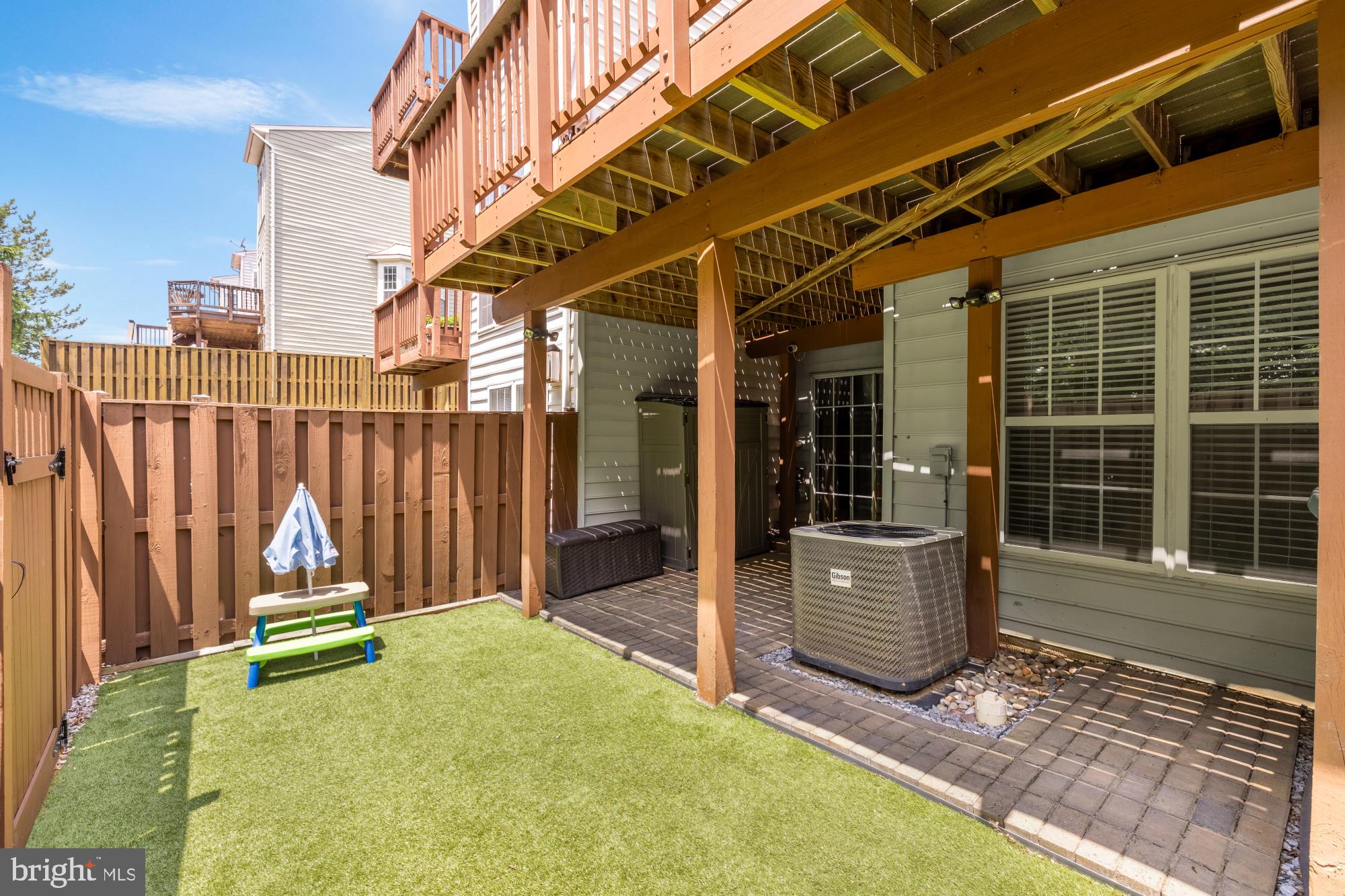 6337 Burgundy Leaf Ln