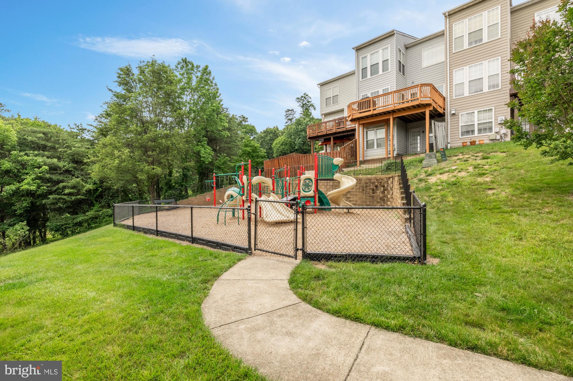 6337 Burgundy Leaf Ln