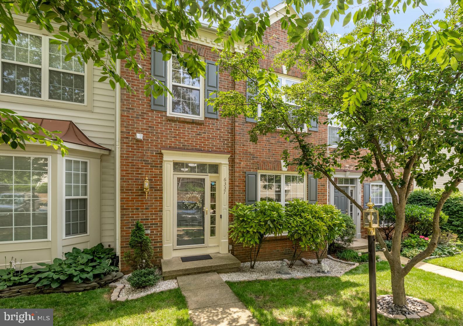 6337 Burgundy Leaf Ln