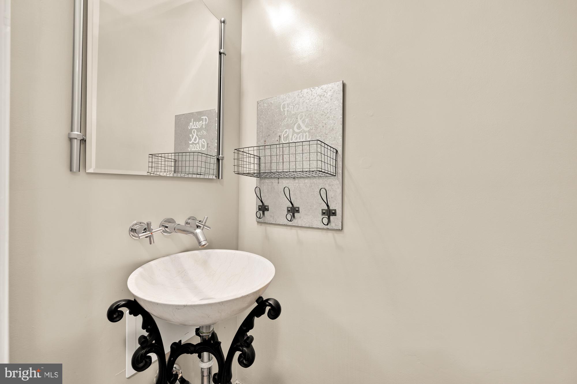 6337 Burgundy Leaf Ln