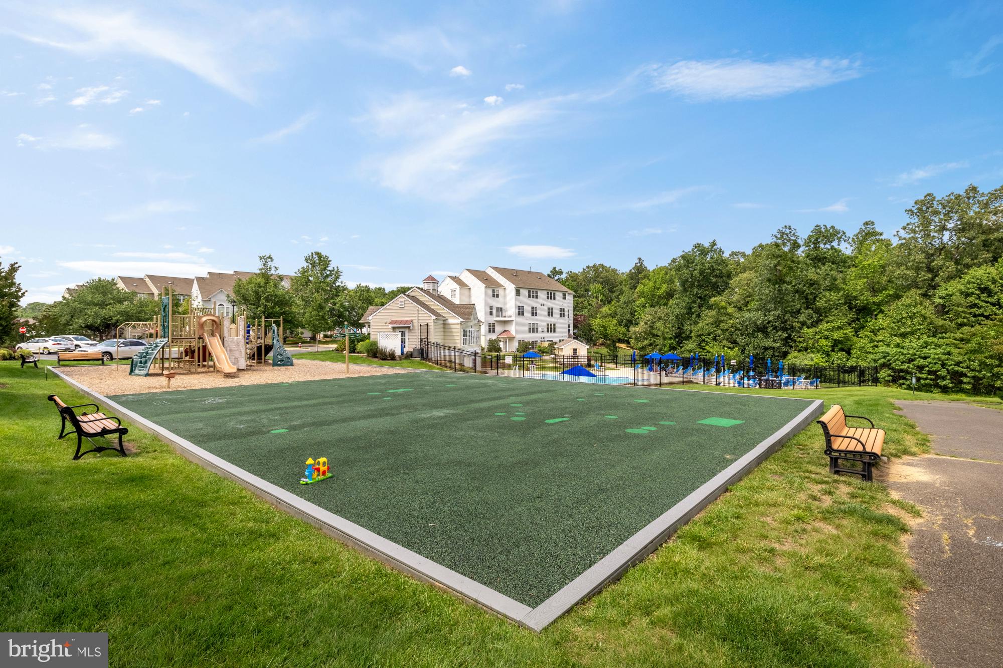 6337 Burgundy Leaf Ln