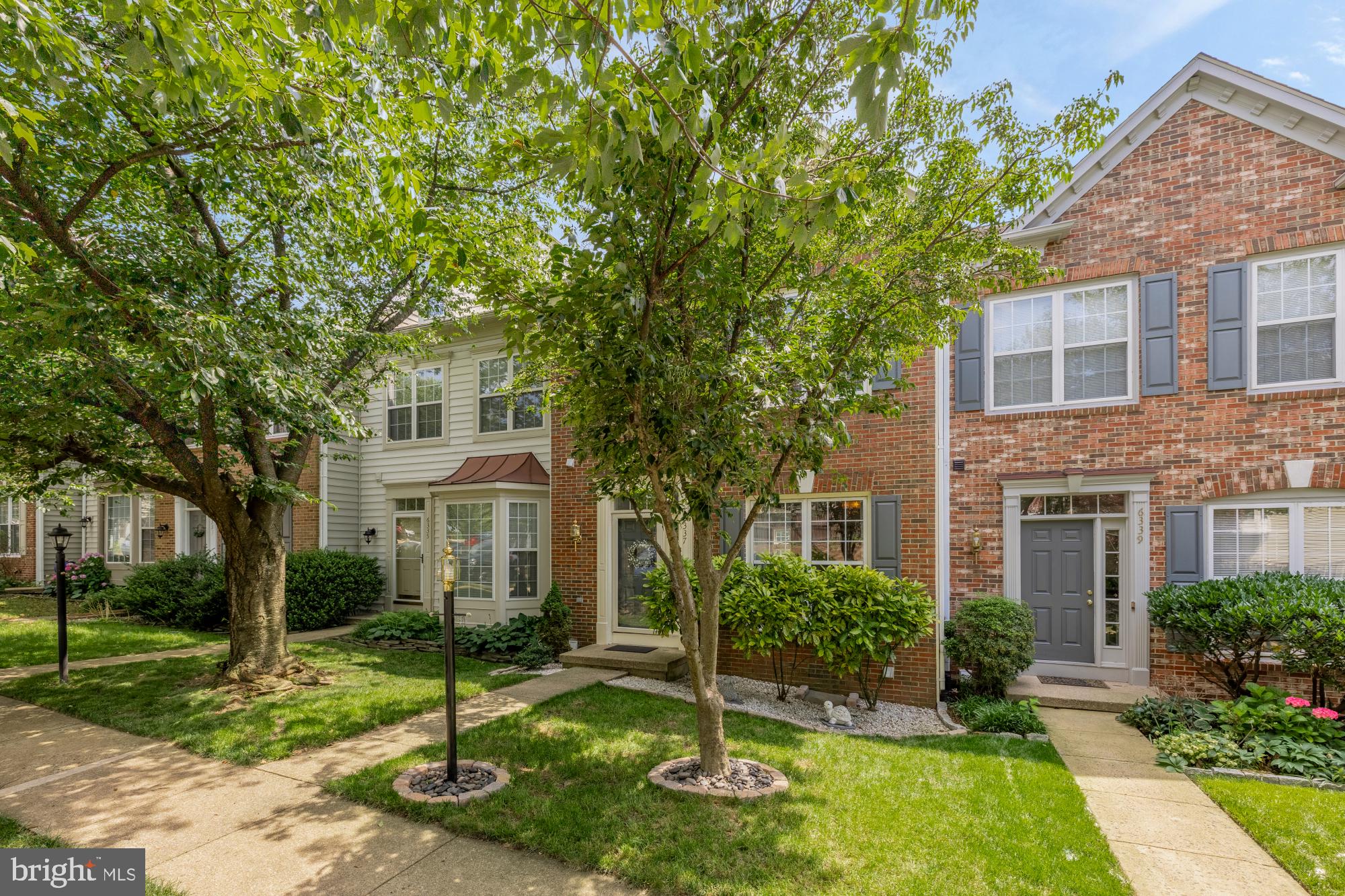 6337 Burgundy Leaf Ln