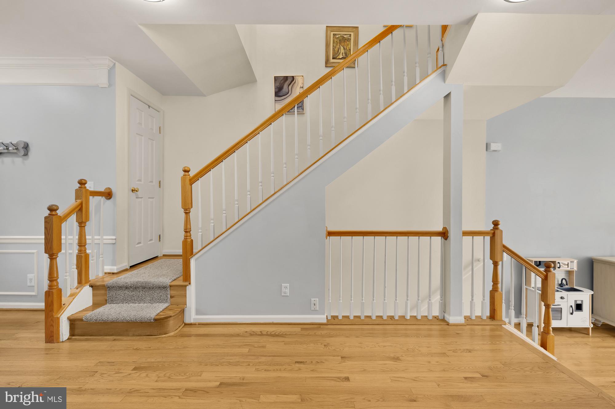 6337 Burgundy Leaf Ln