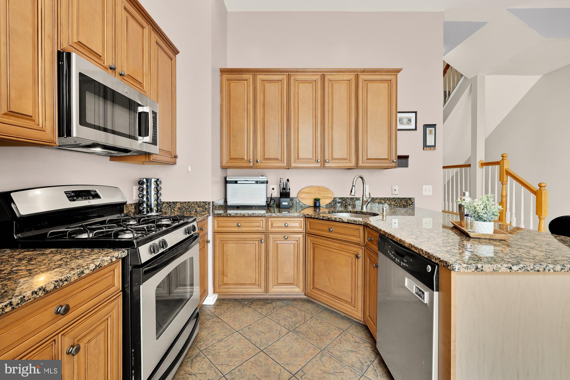 6337 Burgundy Leaf Ln