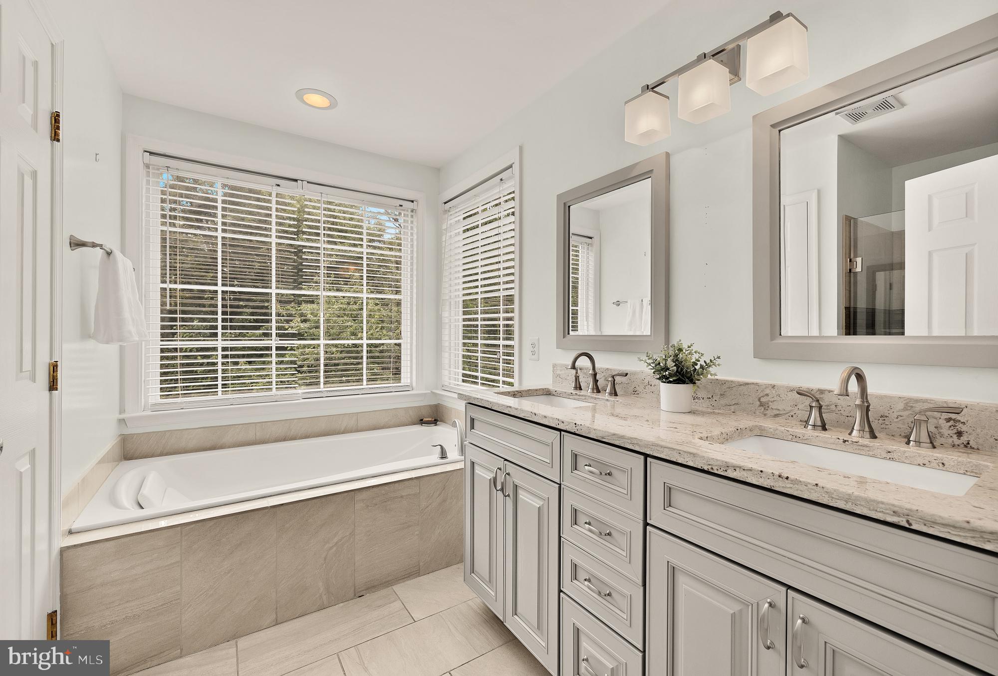 6337 Burgundy Leaf Ln