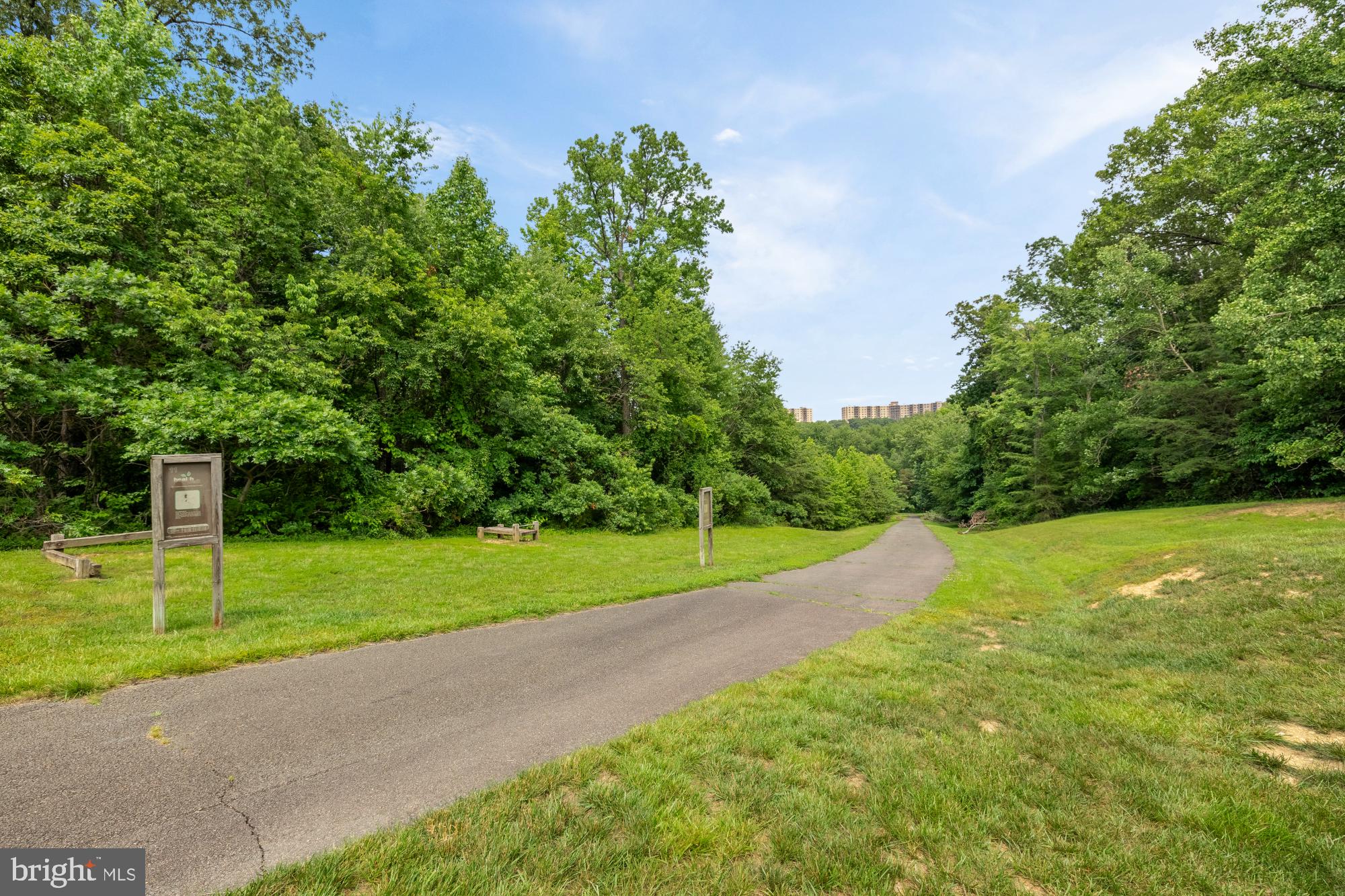 6337 Burgundy Leaf Ln