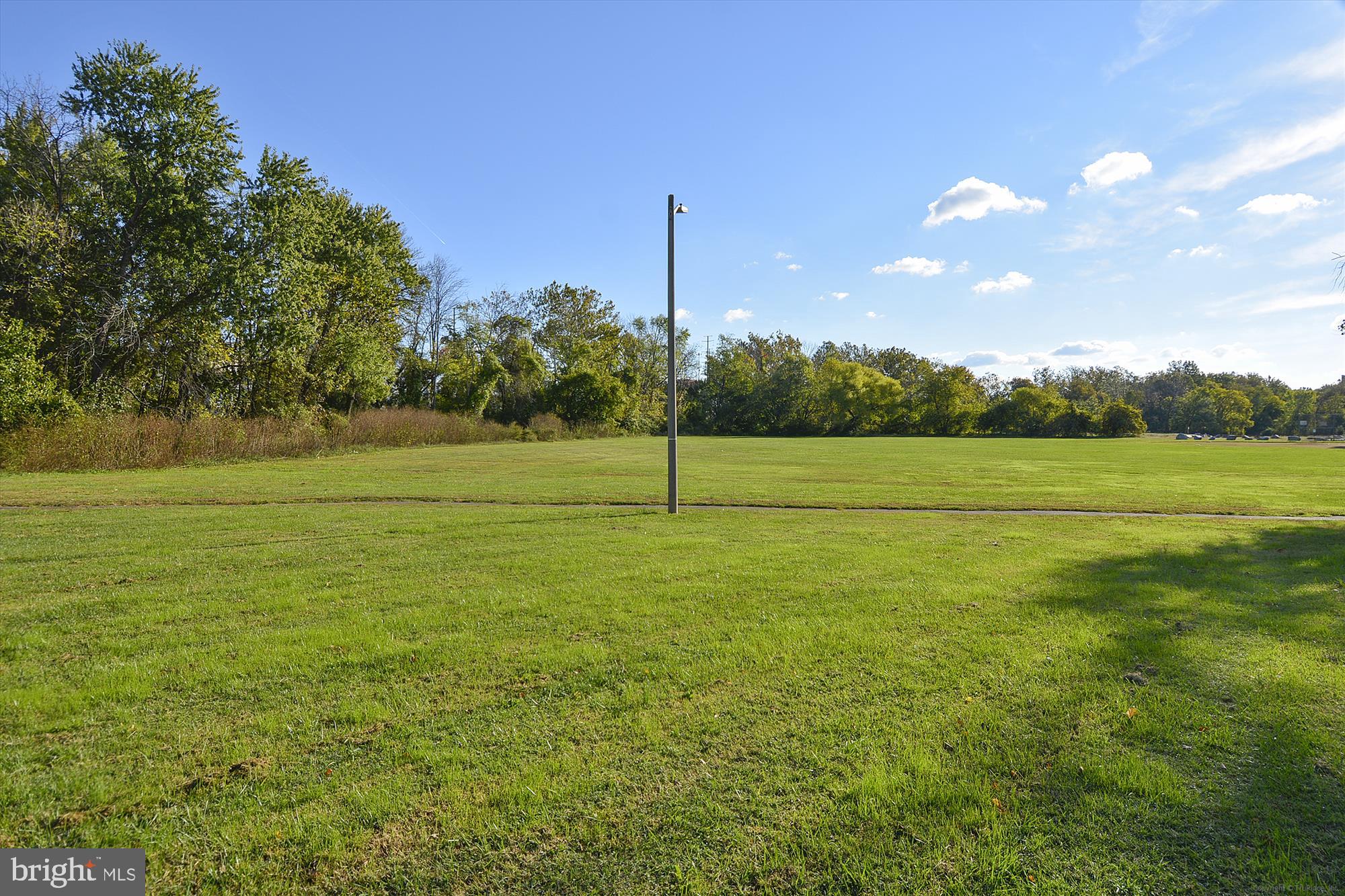 2451 MIDTOWN AVENUE 1323