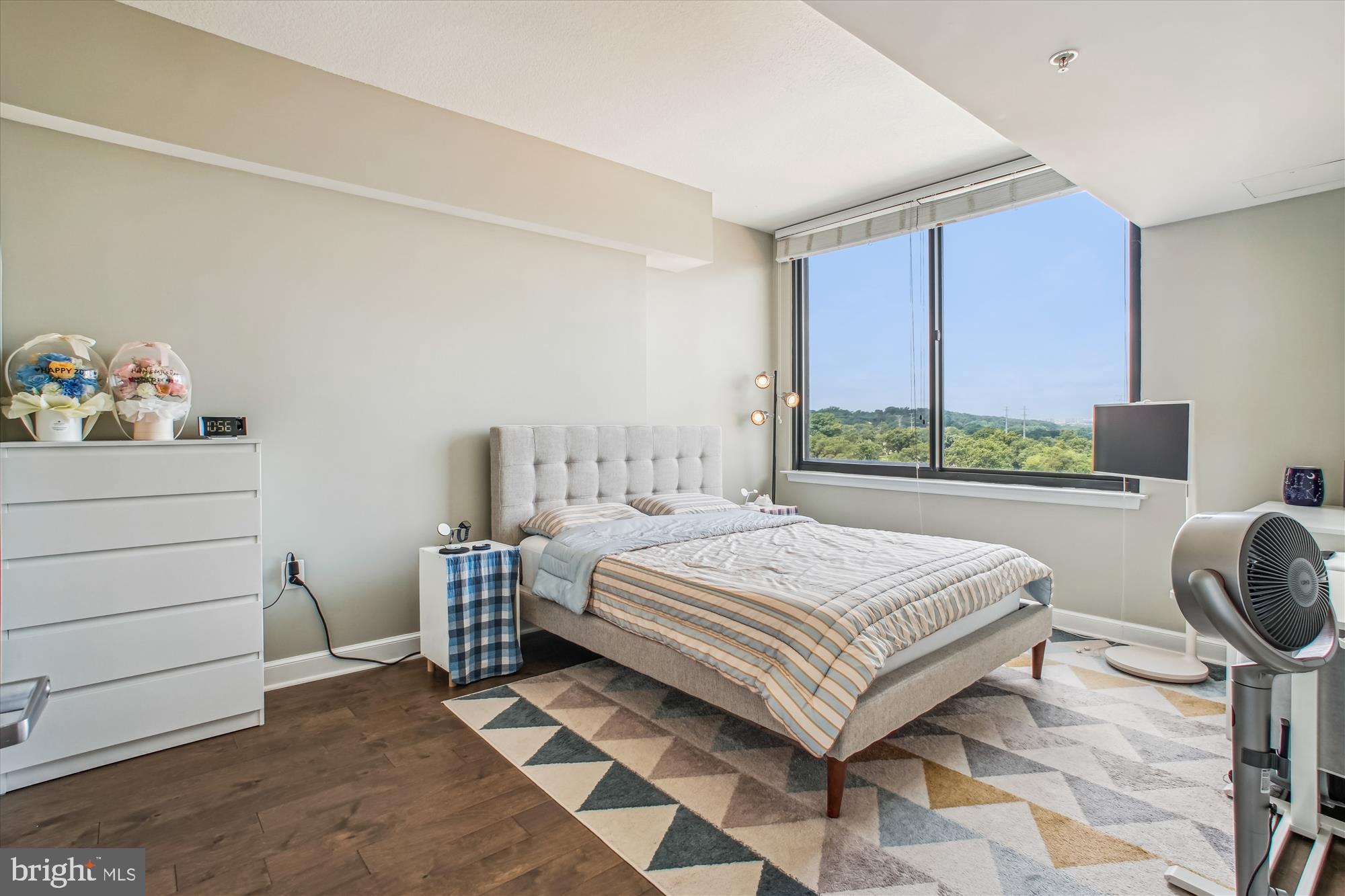 2451 MIDTOWN AVENUE 1323