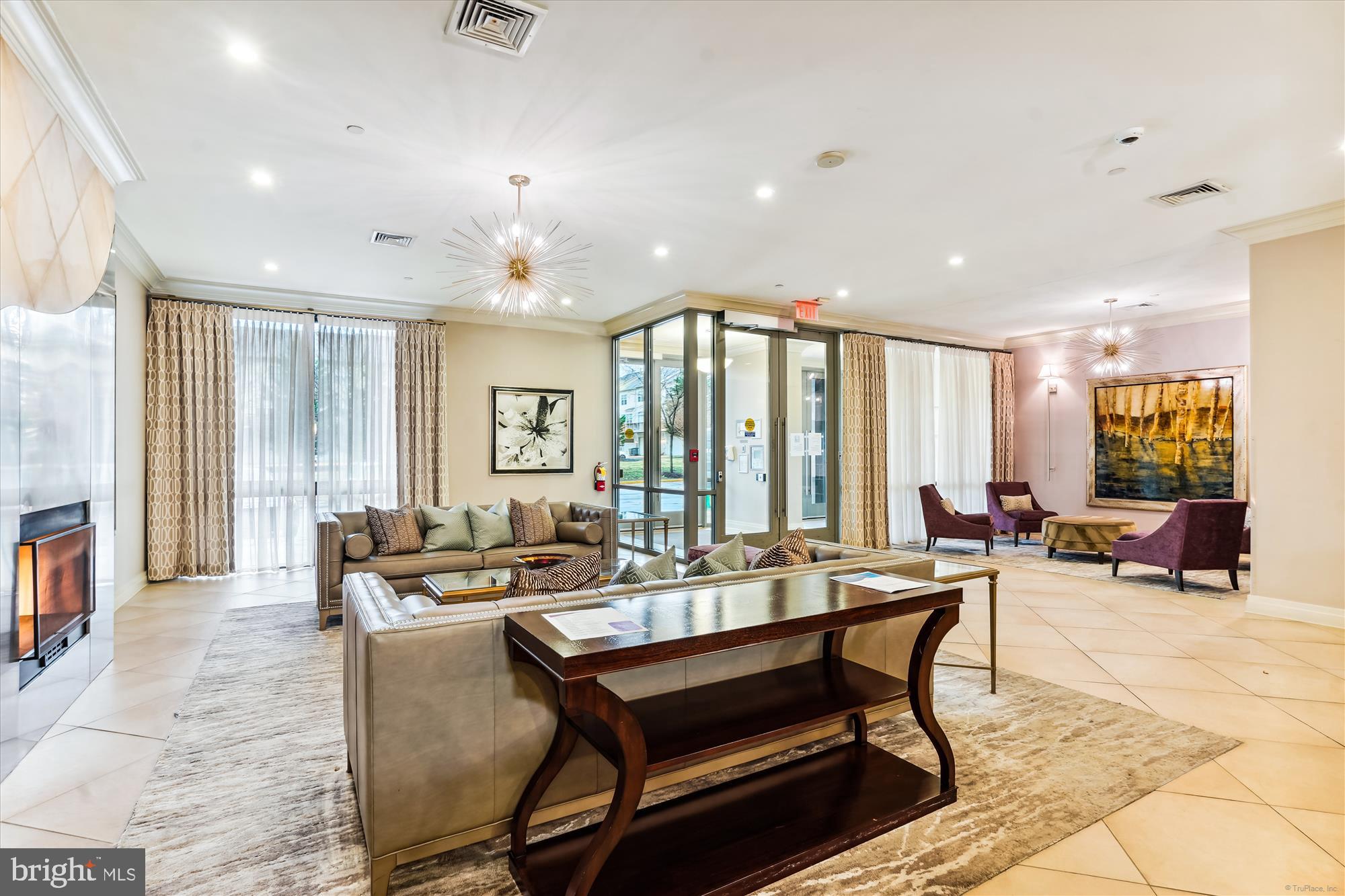 2451 MIDTOWN AVENUE 1323