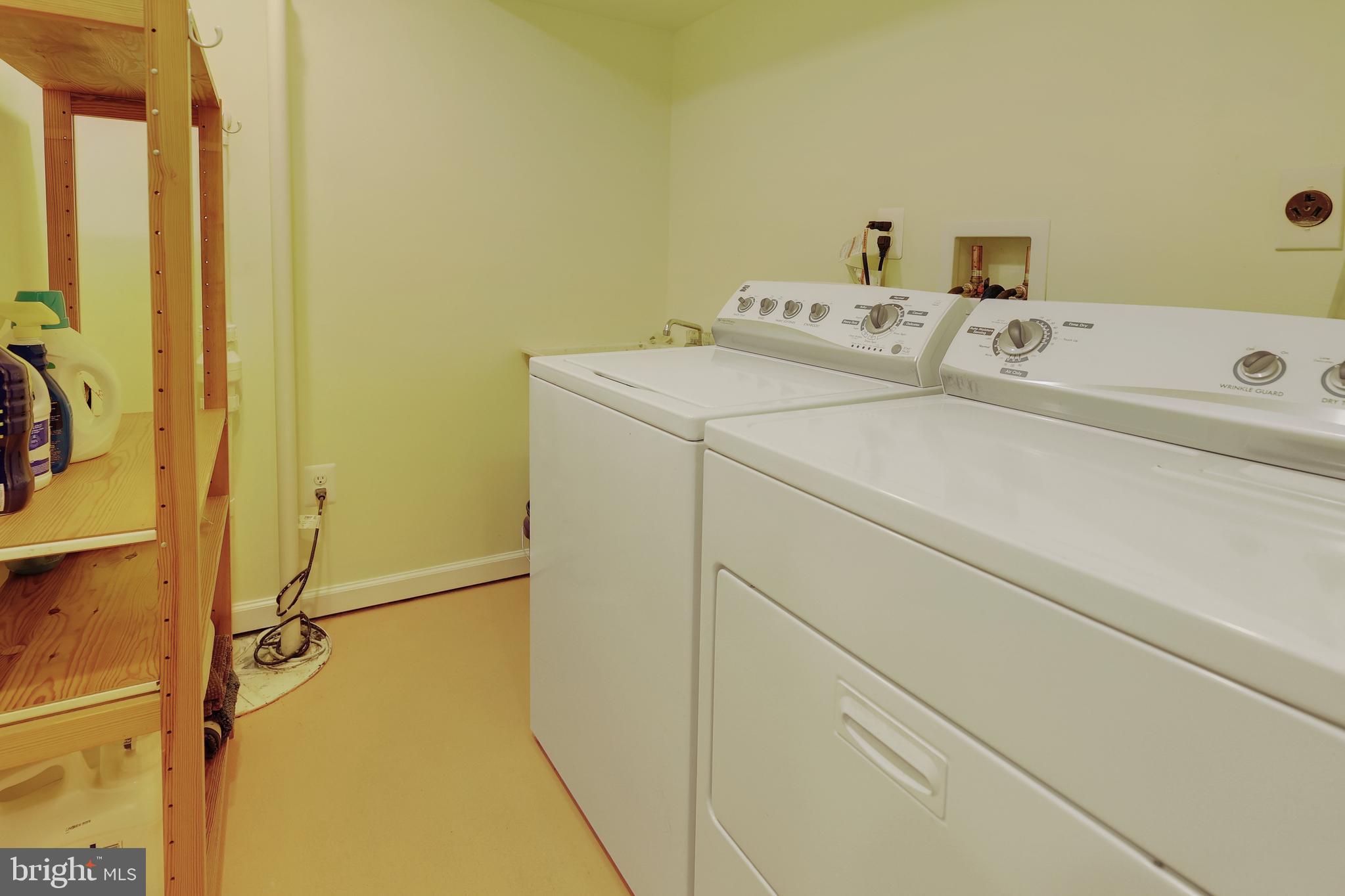 5726 N KINGS HIGHWAY