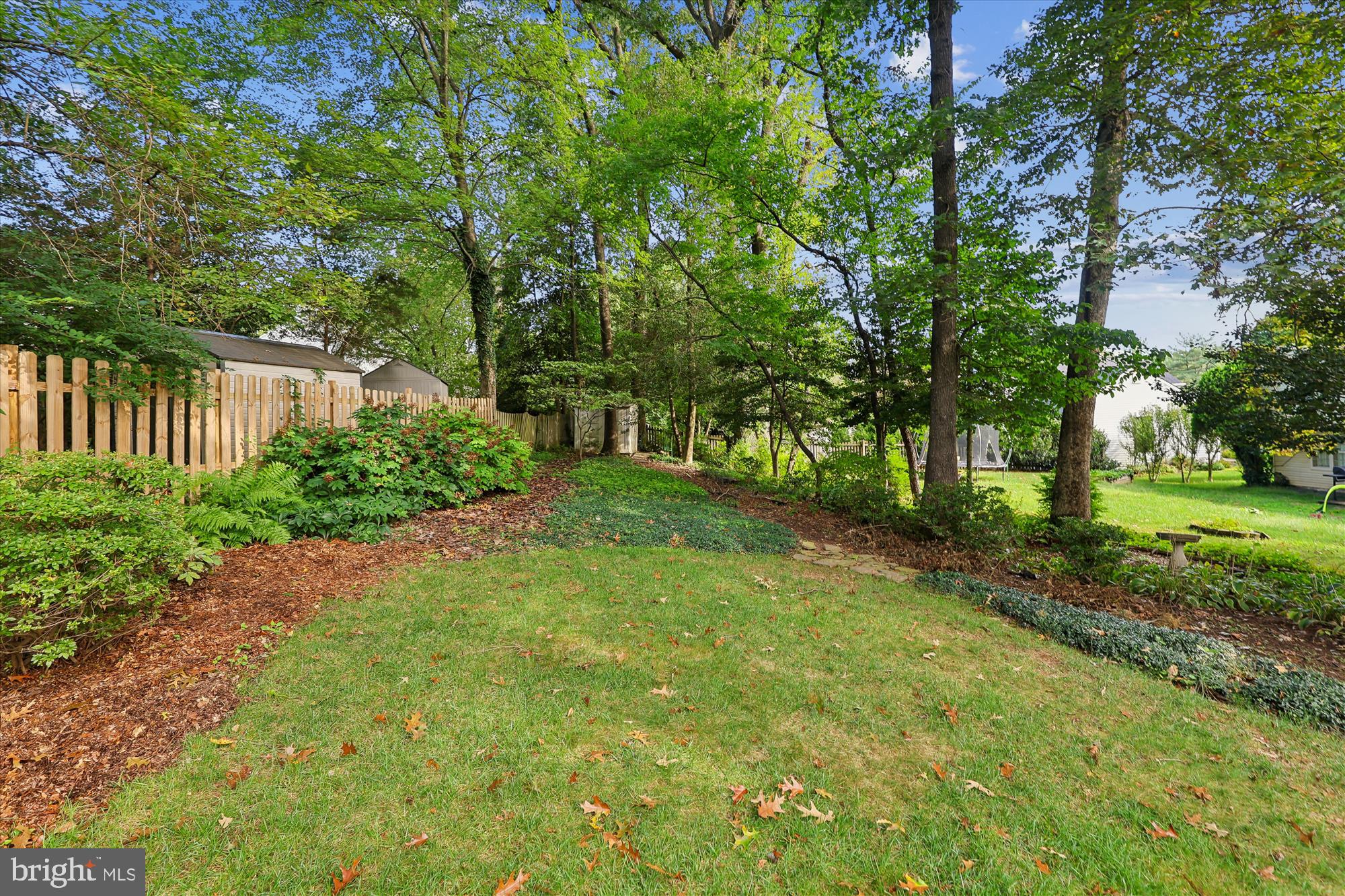 9352 CHESTNUT KNOLLS DRIVE