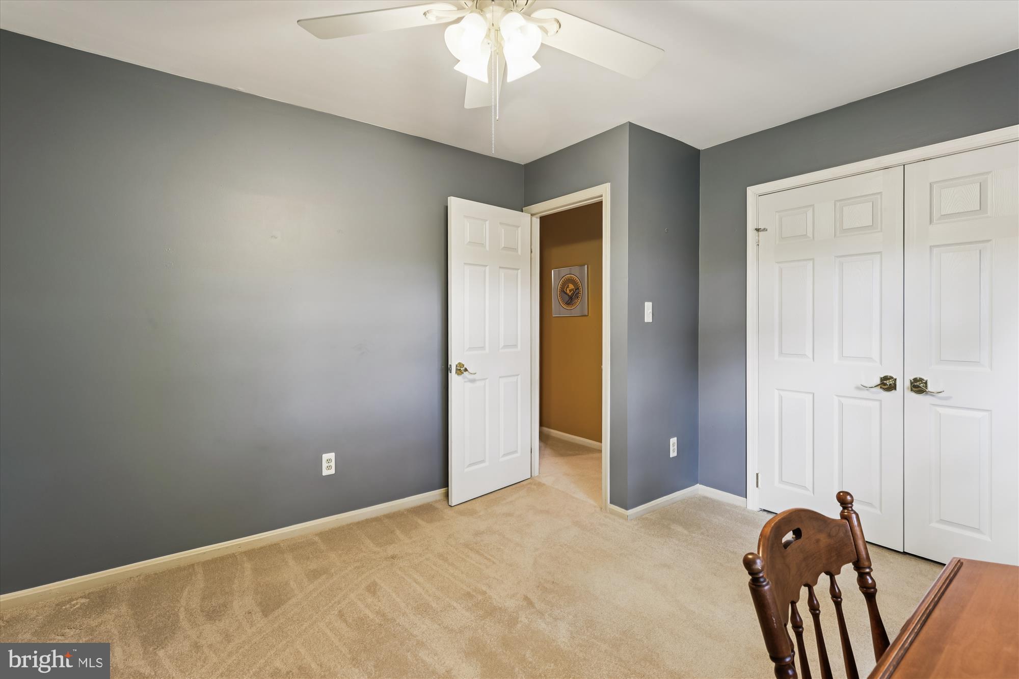 9352 CHESTNUT KNOLLS DRIVE