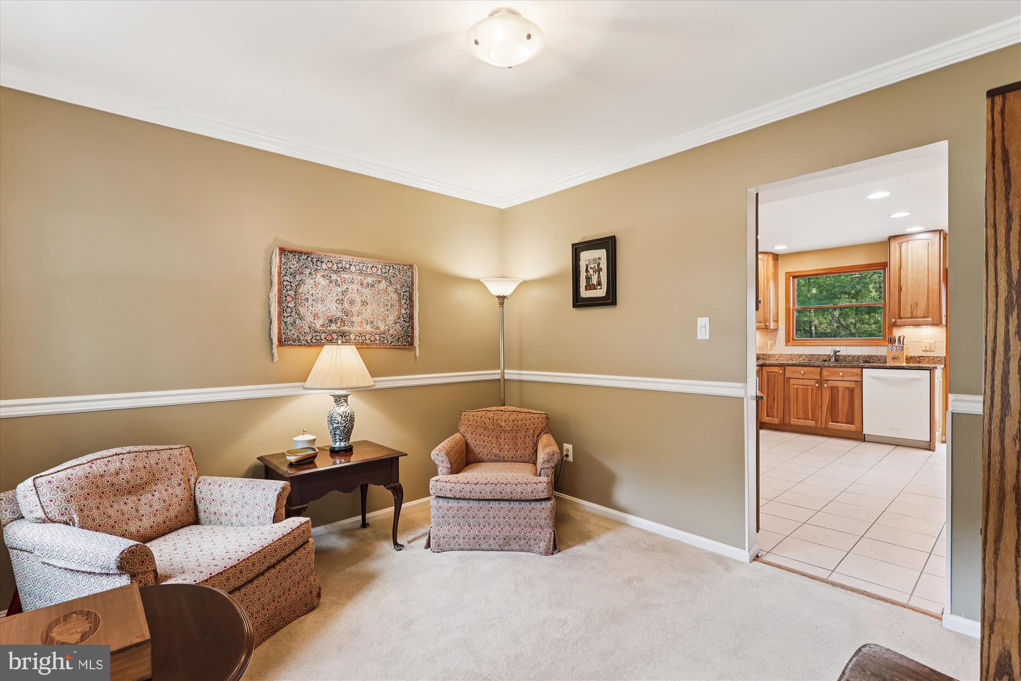 9352 CHESTNUT KNOLLS DRIVE