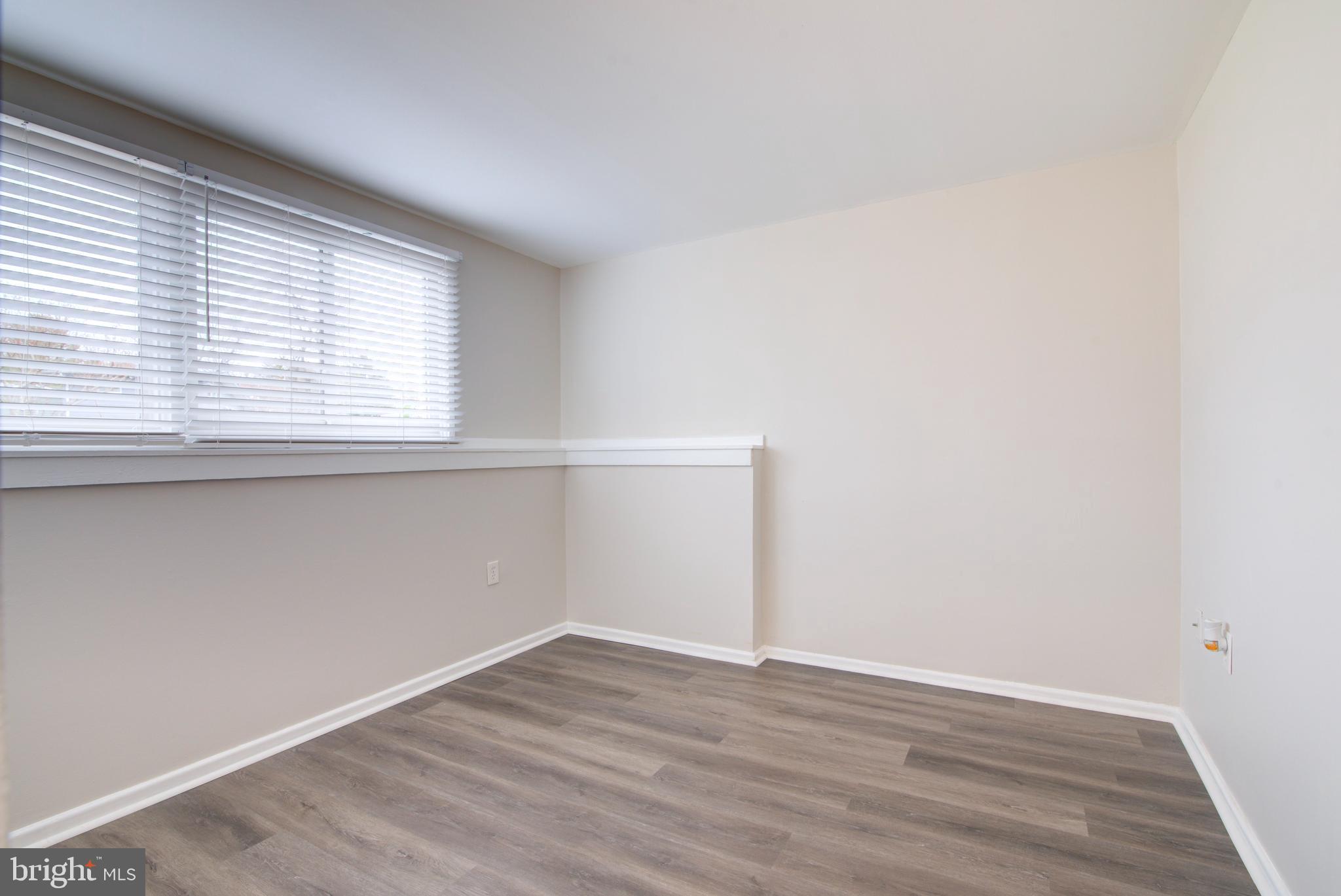 4103 IVANHOE LANE