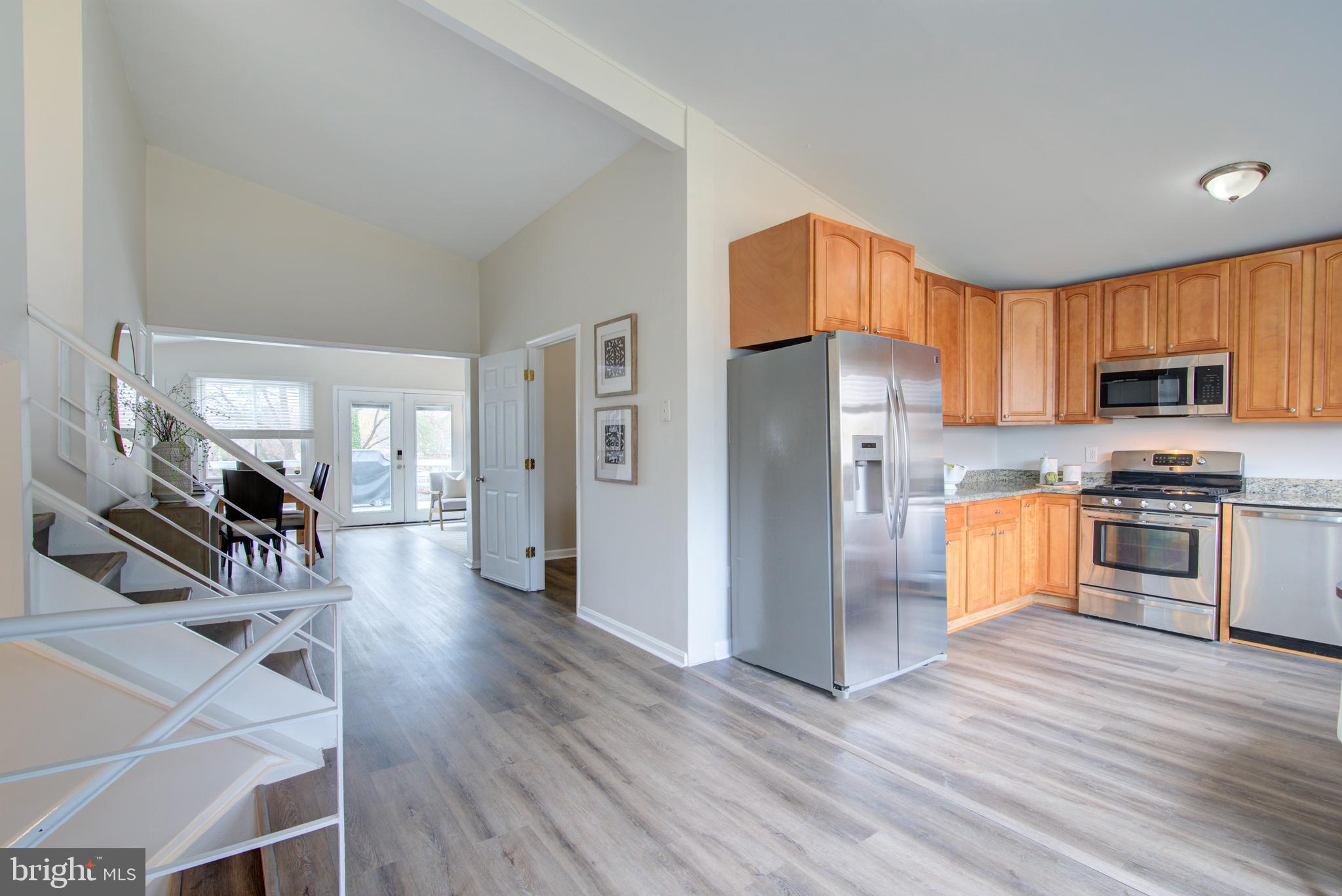 4103 IVANHOE LANE