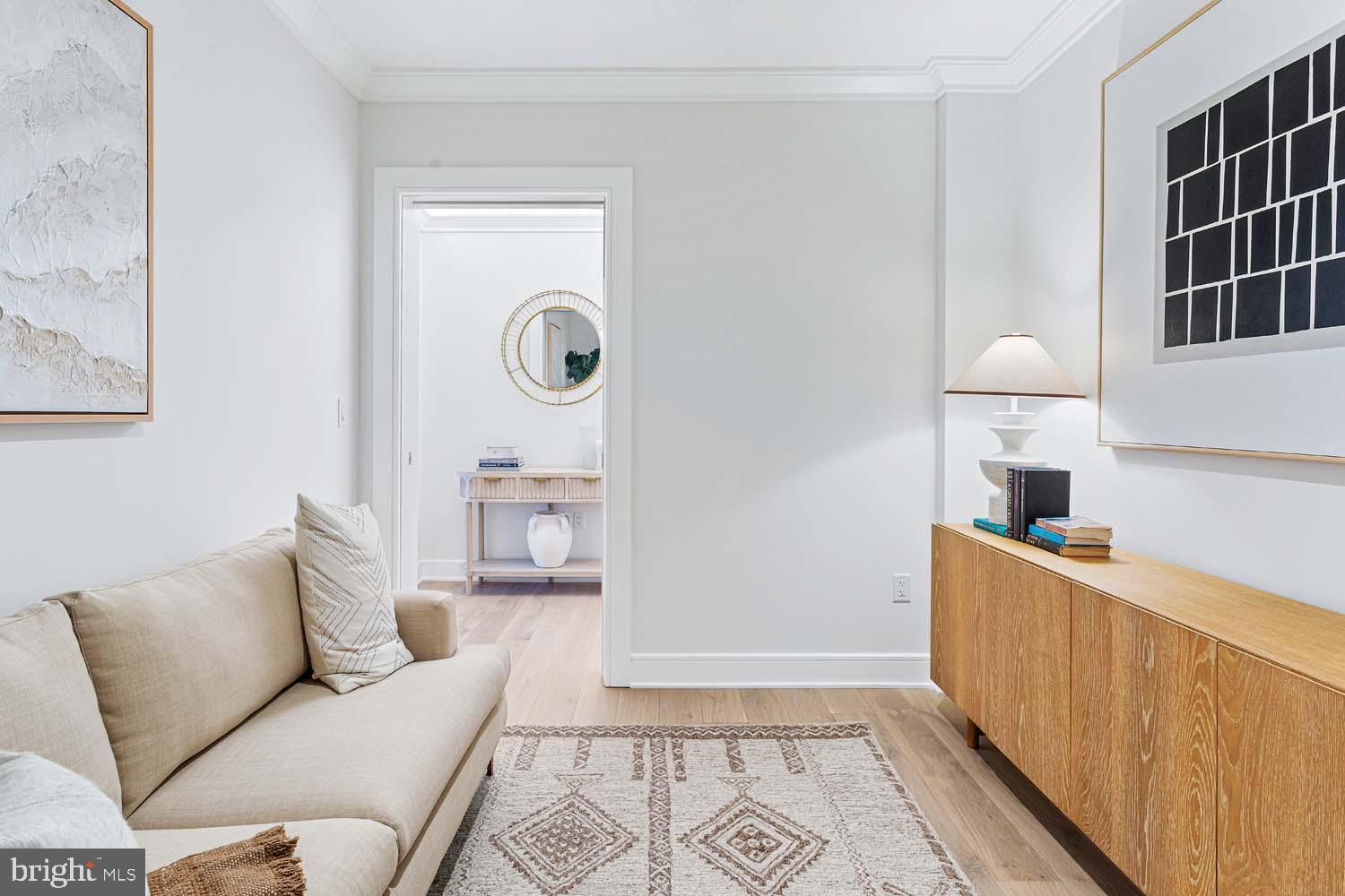 6718 LOWELL AVENUE 406