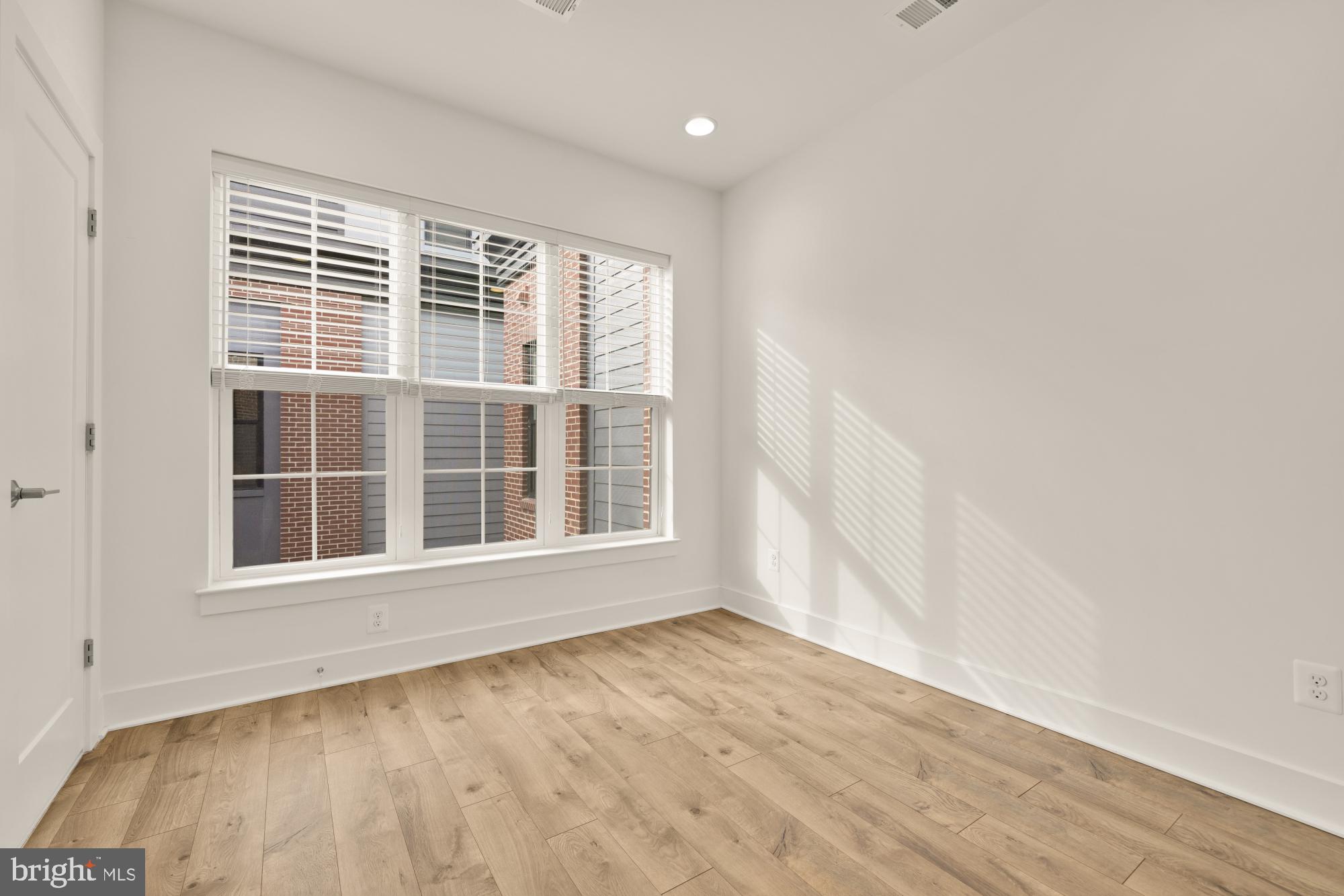 11246 FARADAY PARK DRIVE