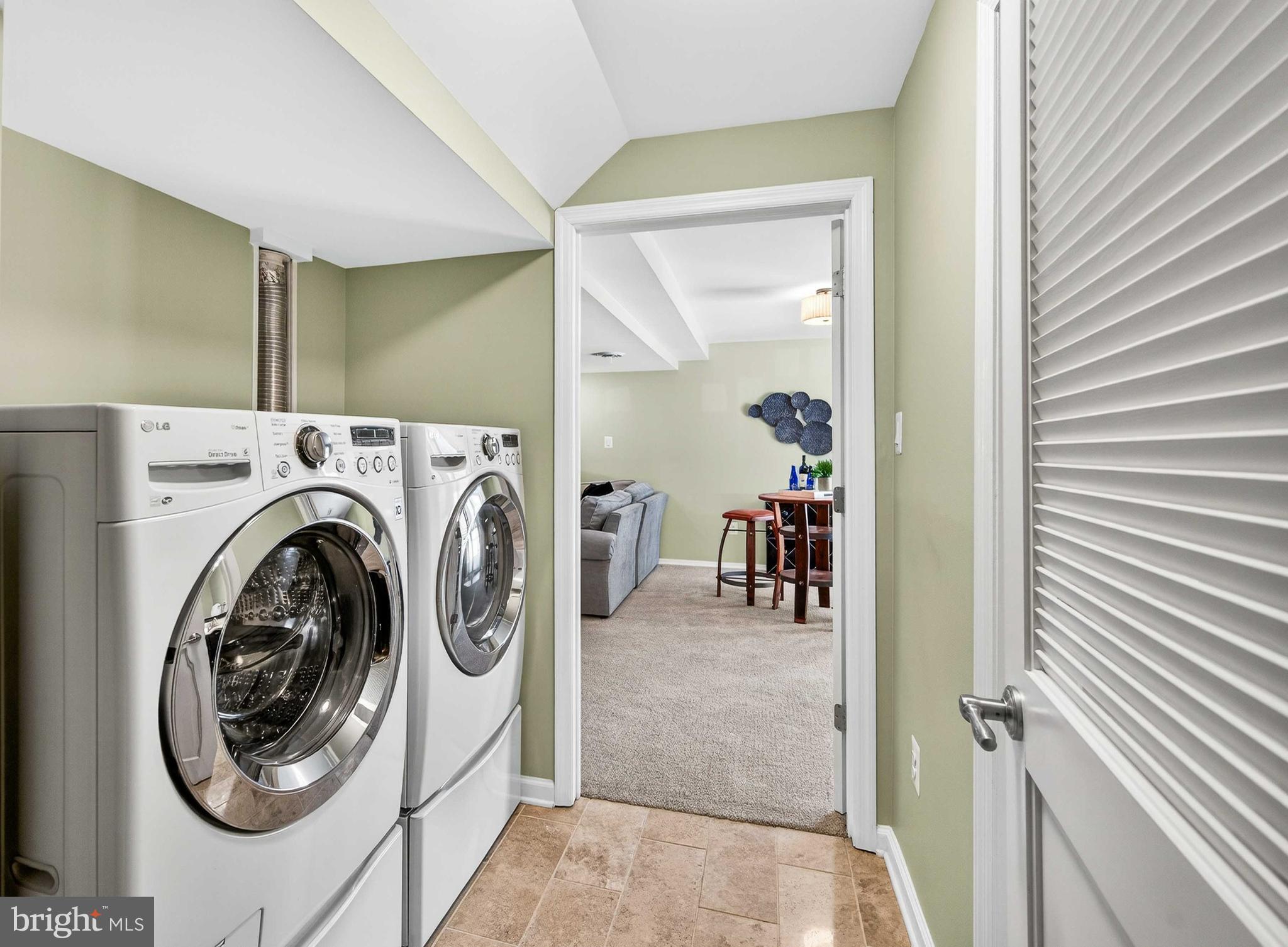 3005 ROBIN RIDGE COURT