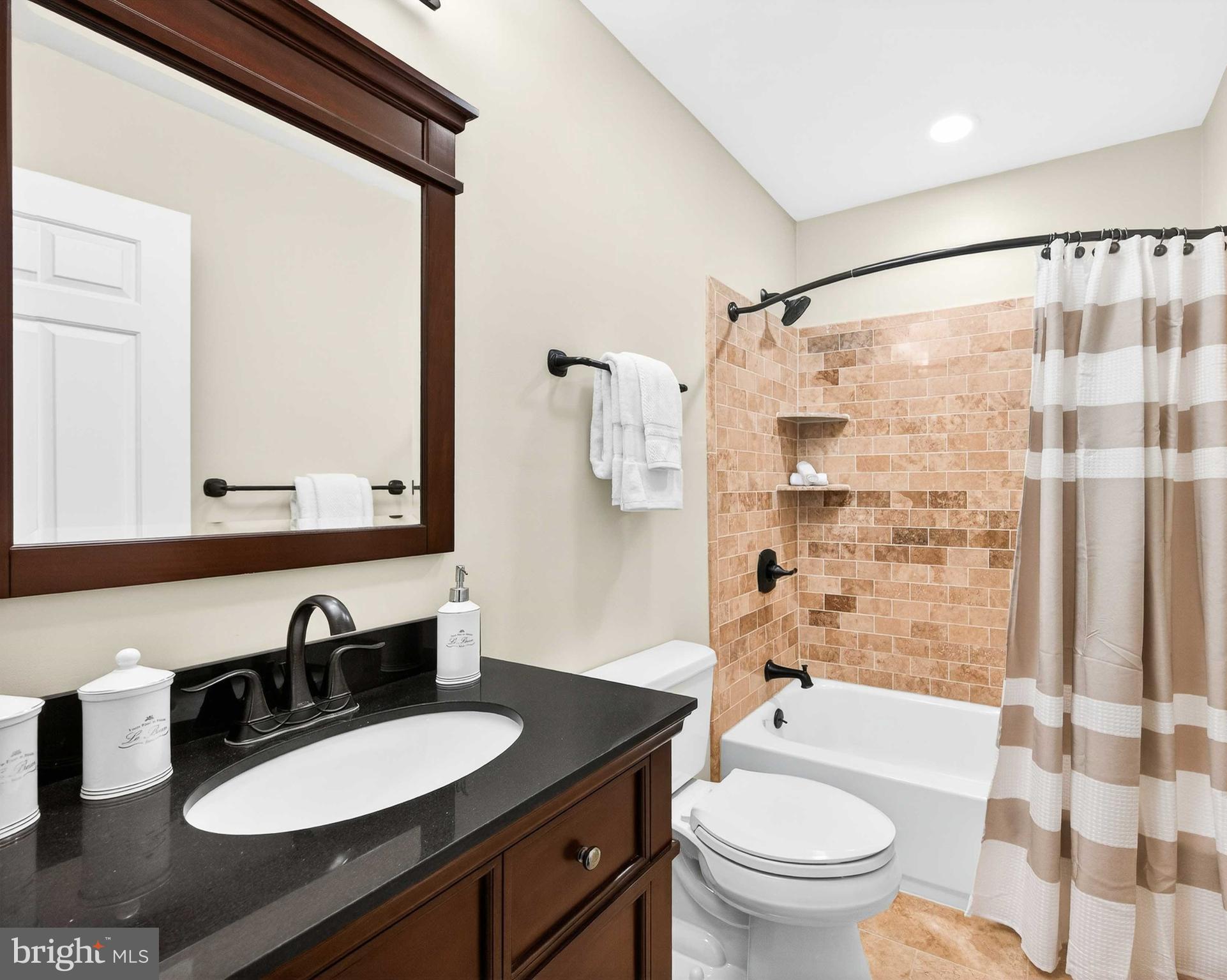 3005 ROBIN RIDGE COURT