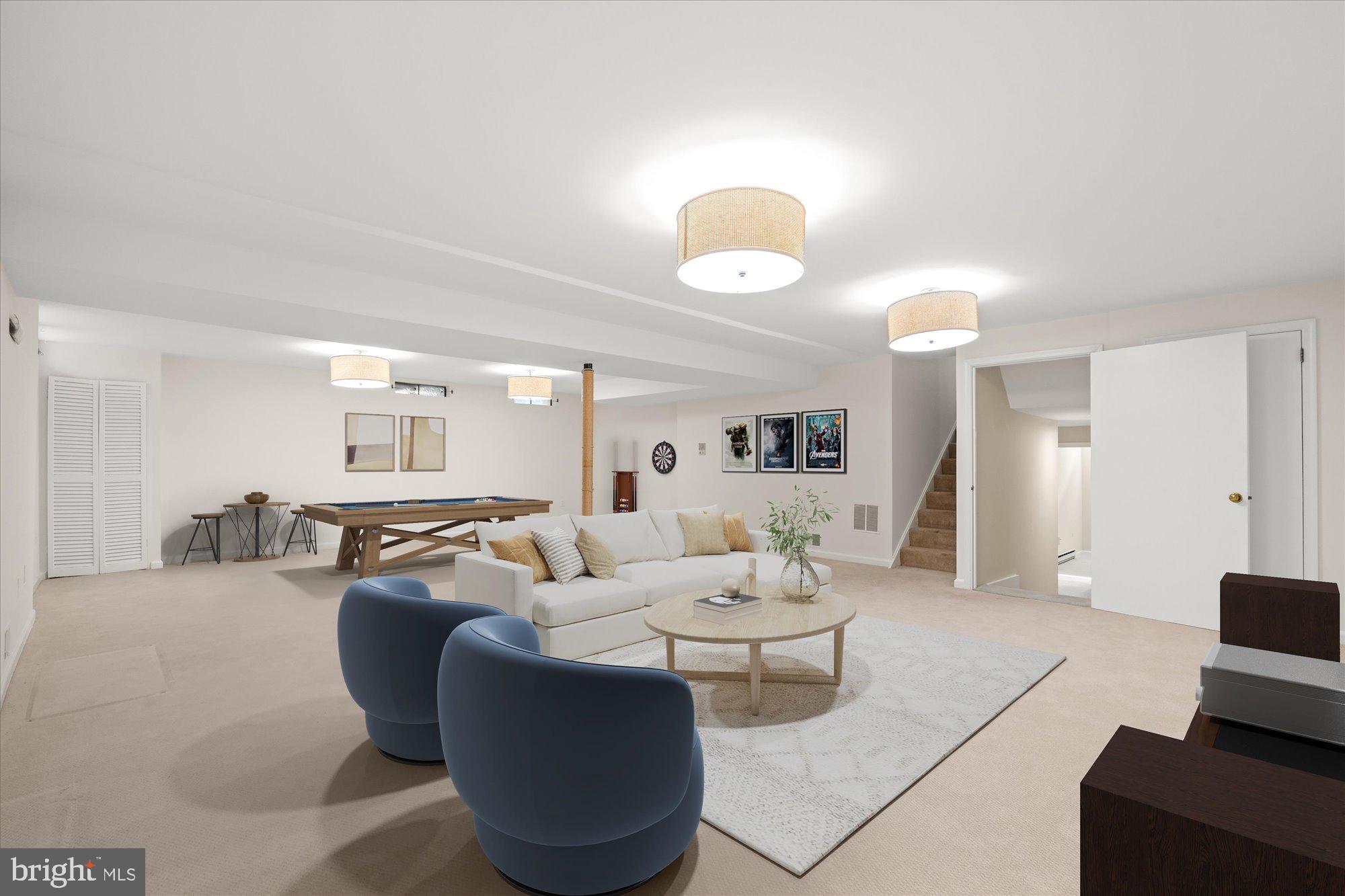 6212 NETHERCOMBE COURT