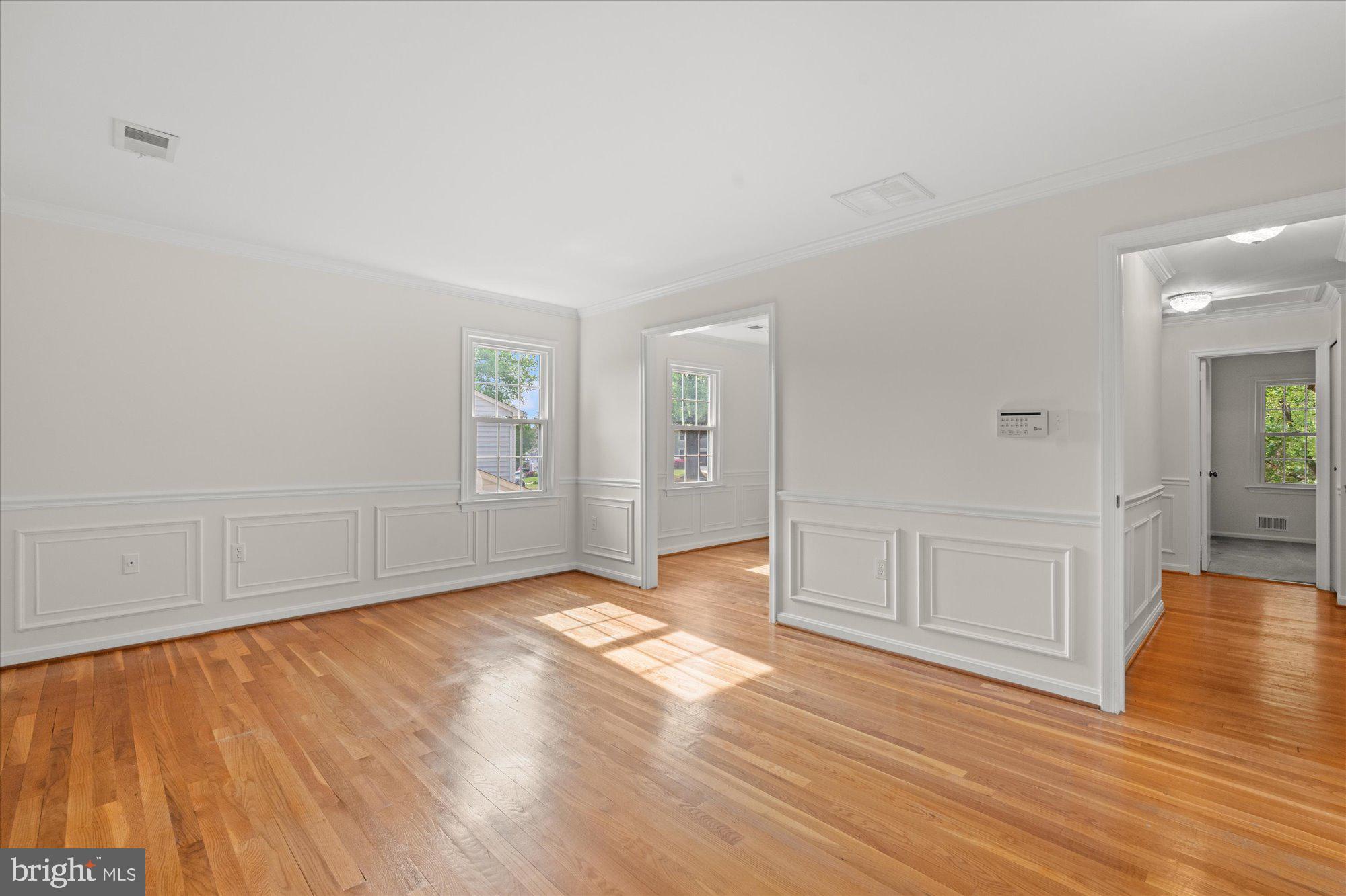 6212 NETHERCOMBE COURT