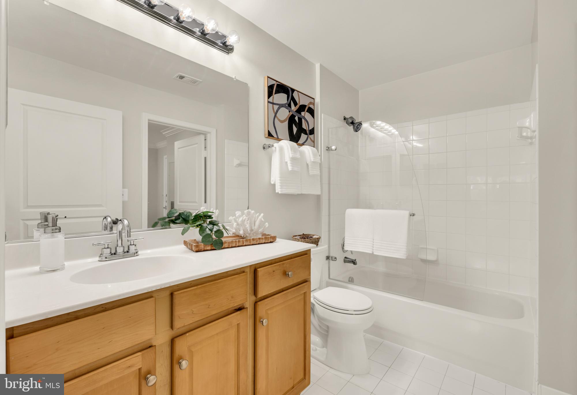 12001 MARKET STREET T29