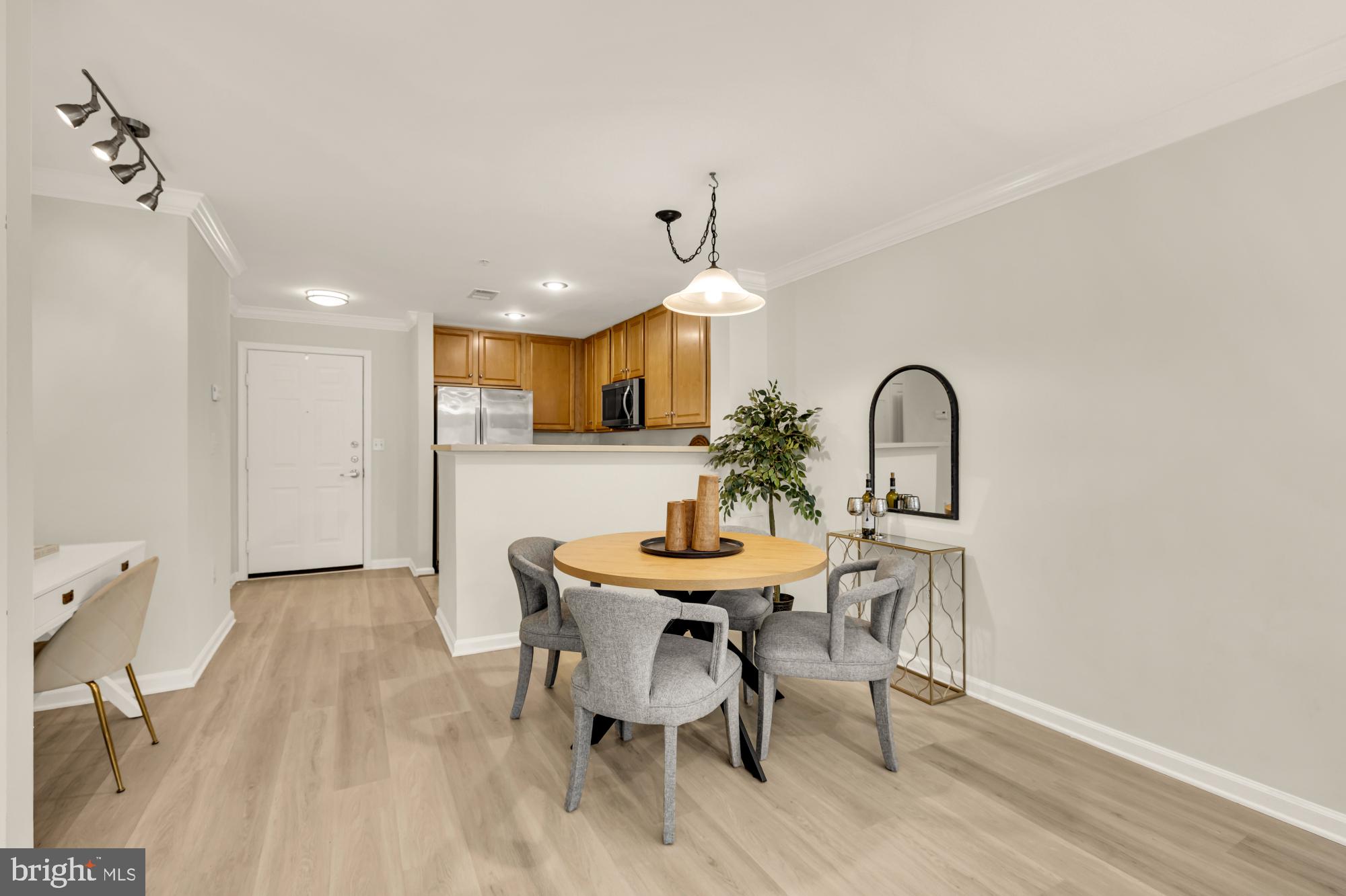 12001 MARKET STREET T29