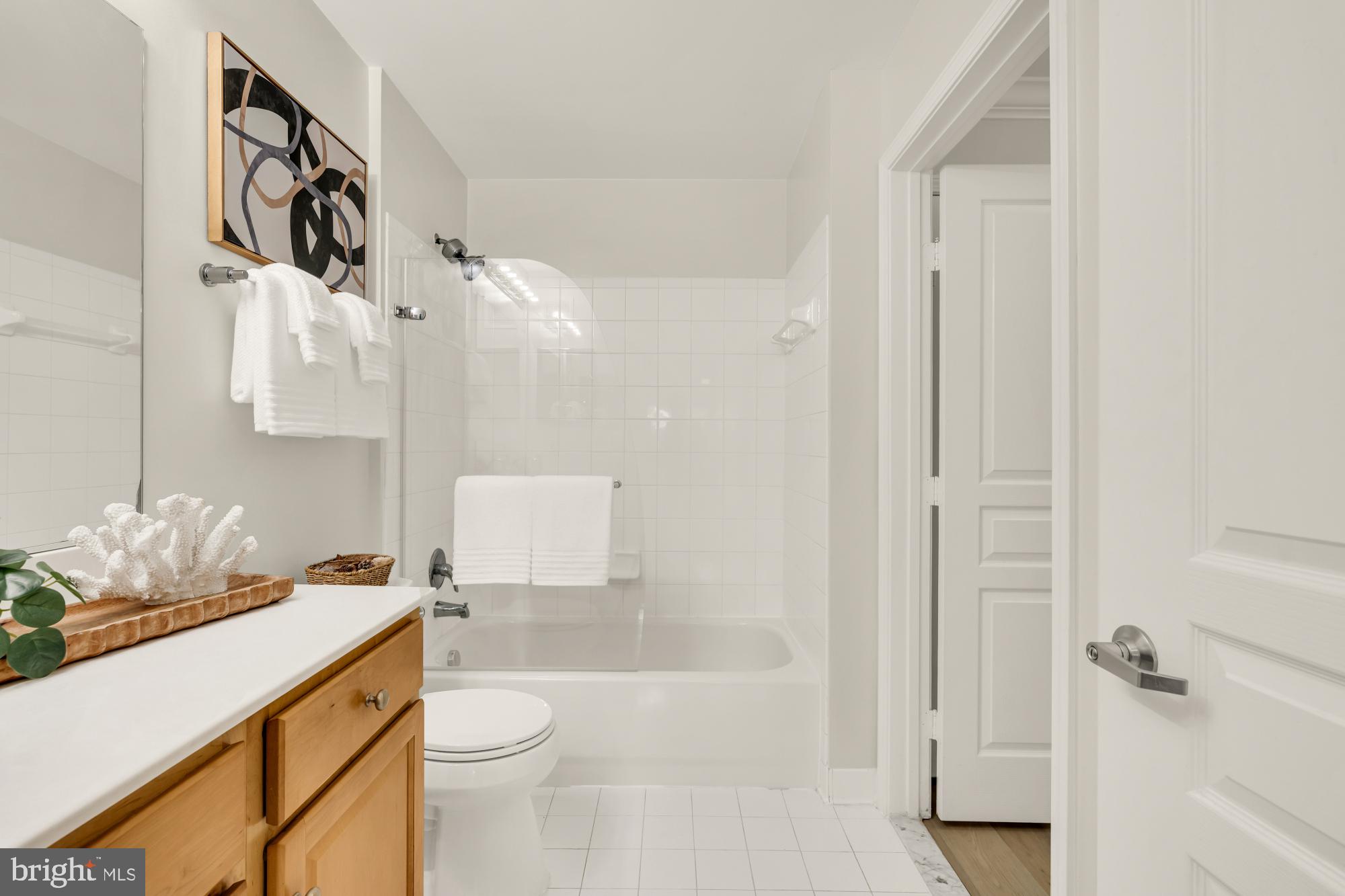 12001 MARKET STREET T29
