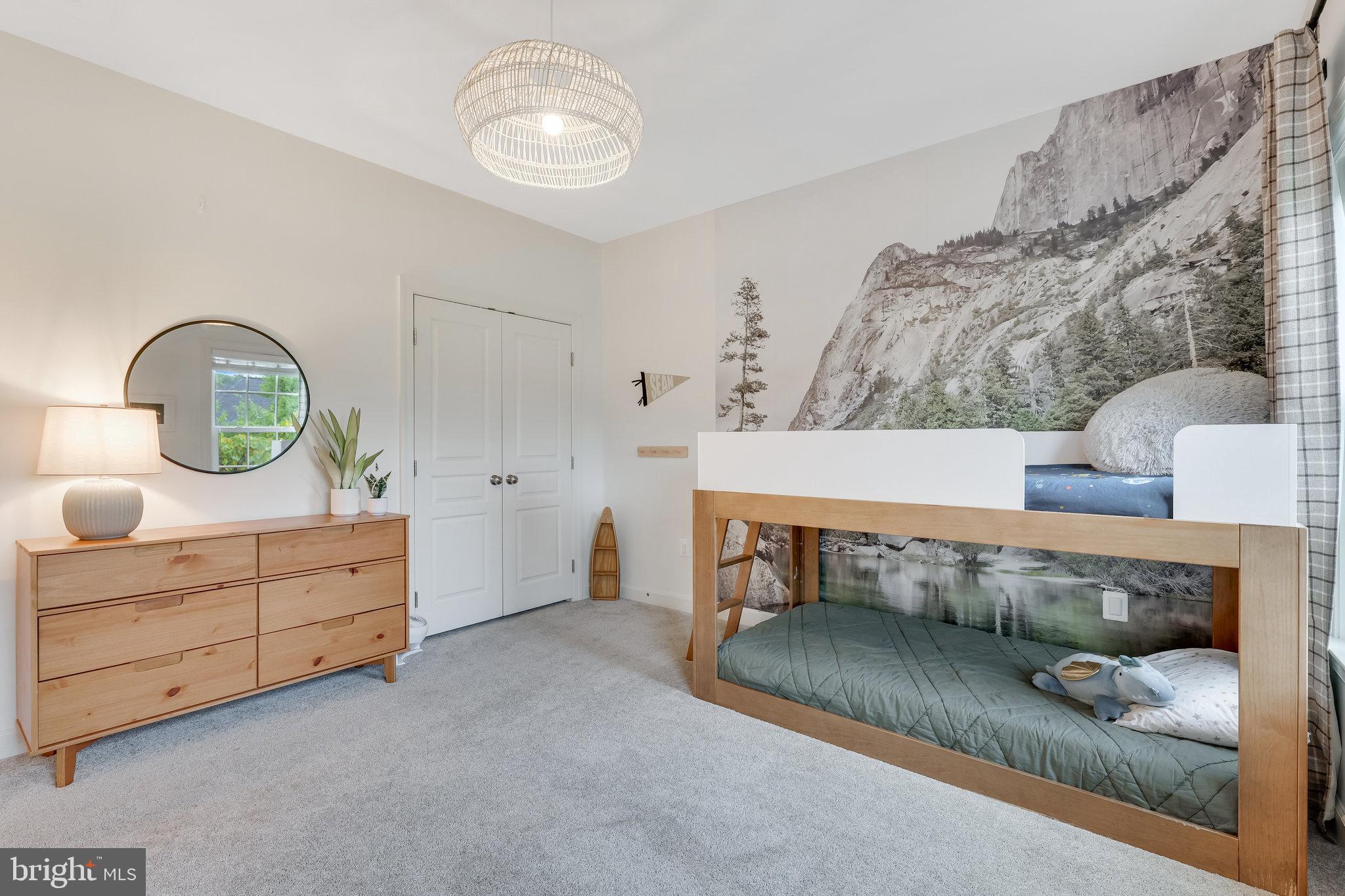 20953 Windowsills Way