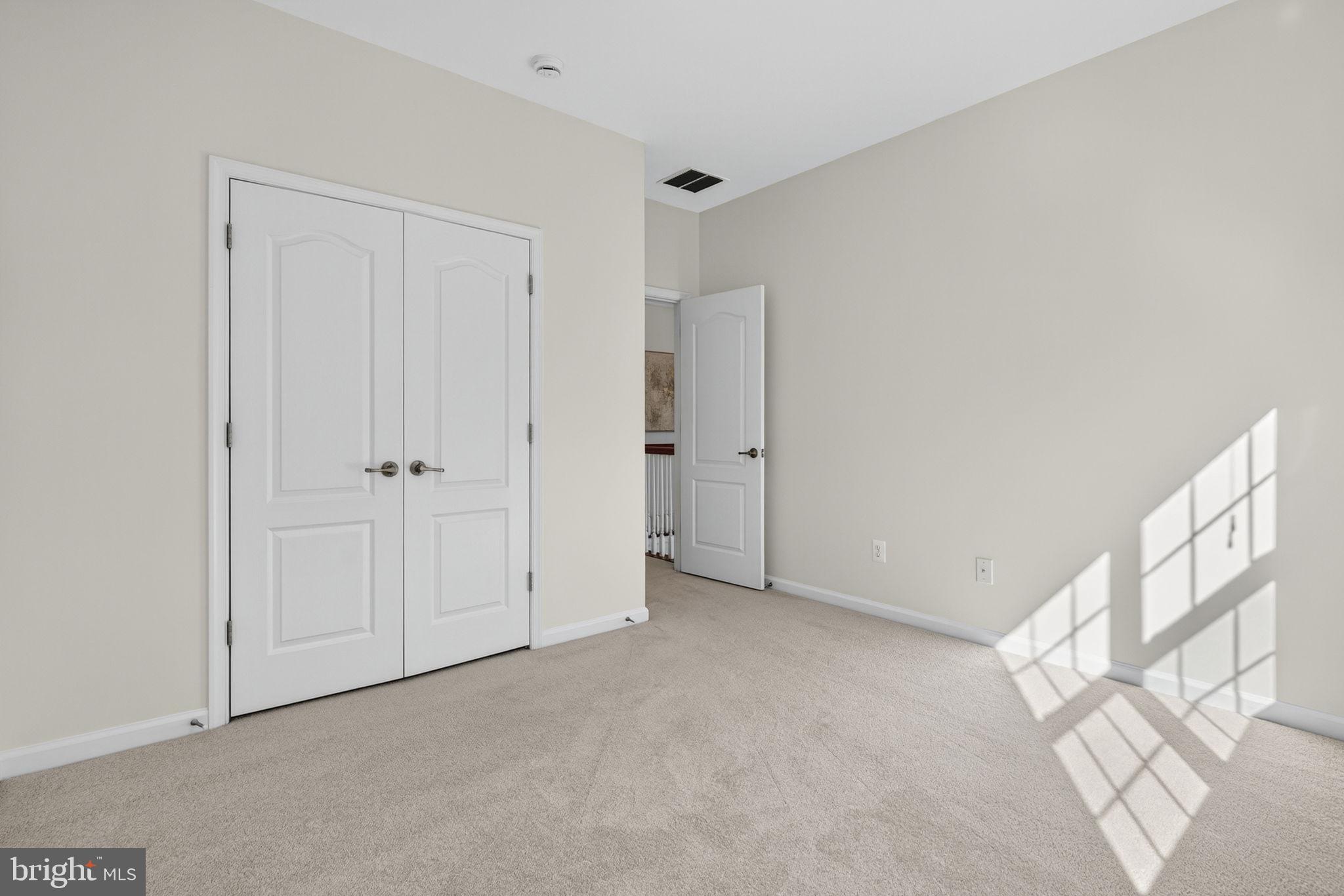 21015 HONEYCREEPER PLACE