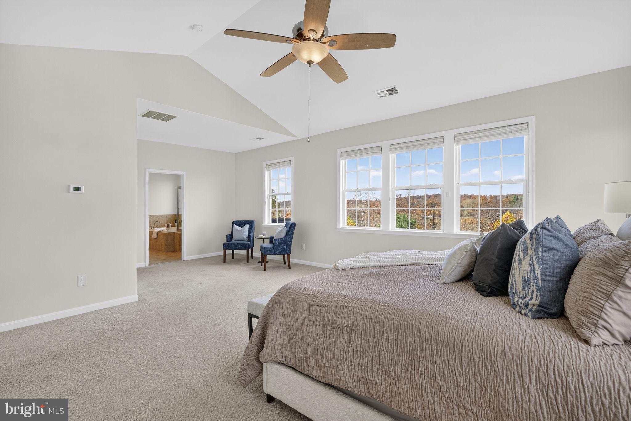 21015 HONEYCREEPER PLACE