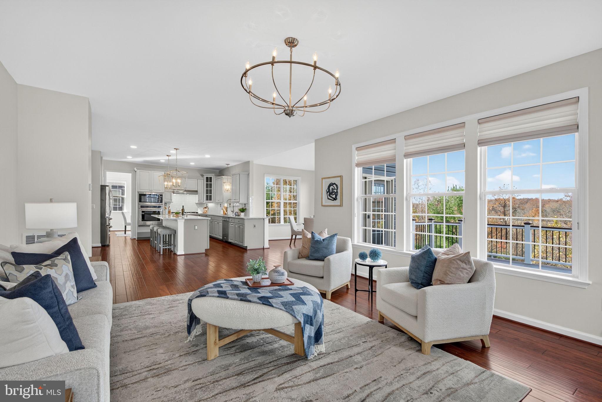 21015 HONEYCREEPER PLACE