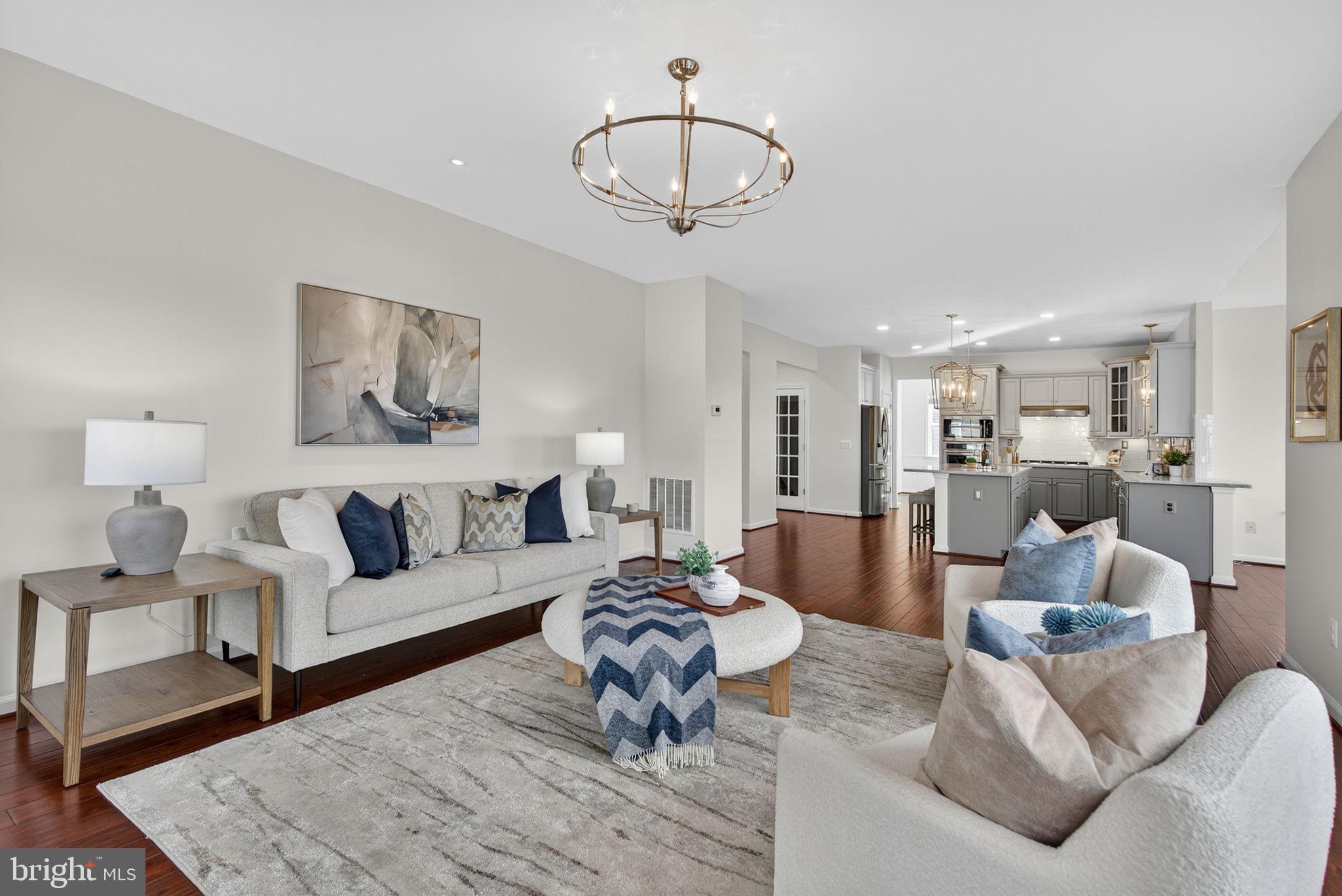 21015 HONEYCREEPER PLACE