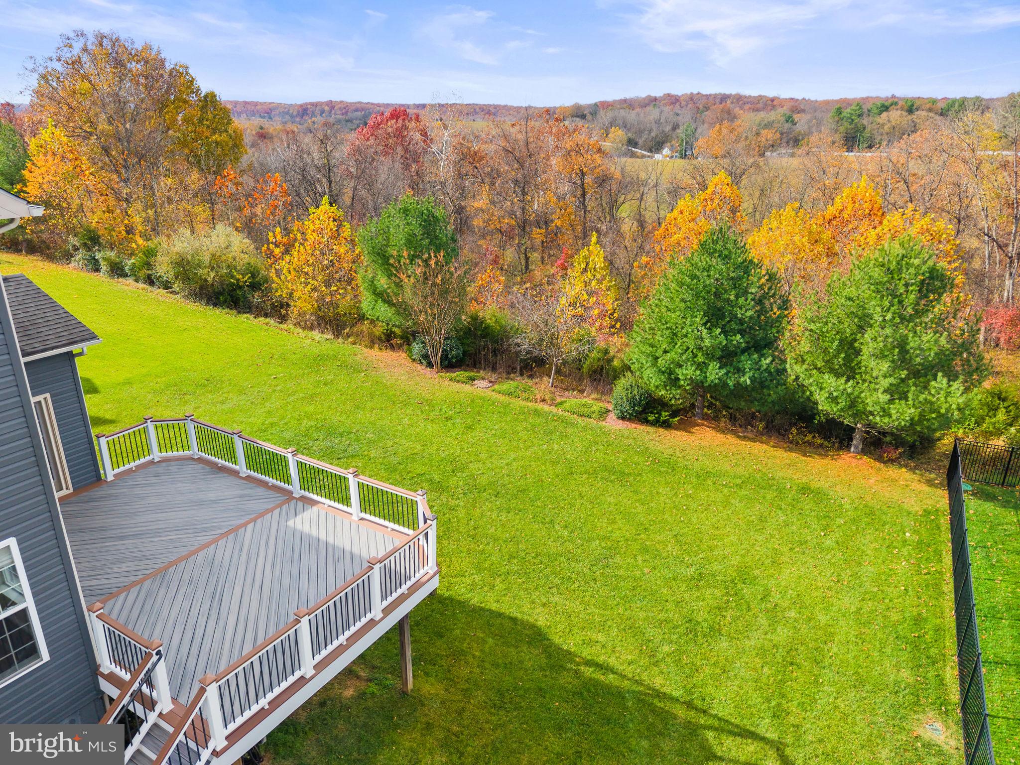 21015 HONEYCREEPER PLACE