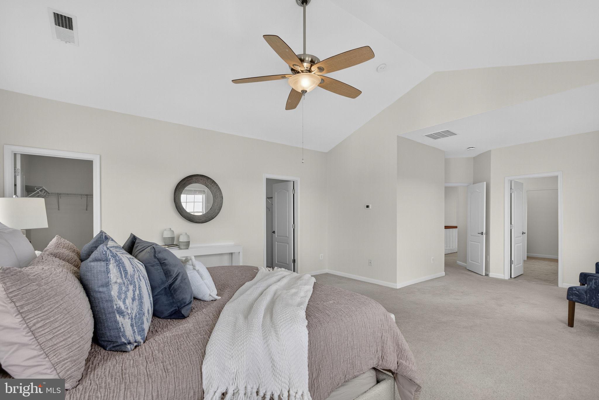 21015 HONEYCREEPER PLACE