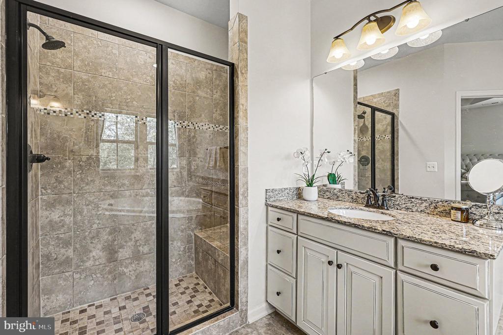 25333 CRESTED IRIS TERRACE