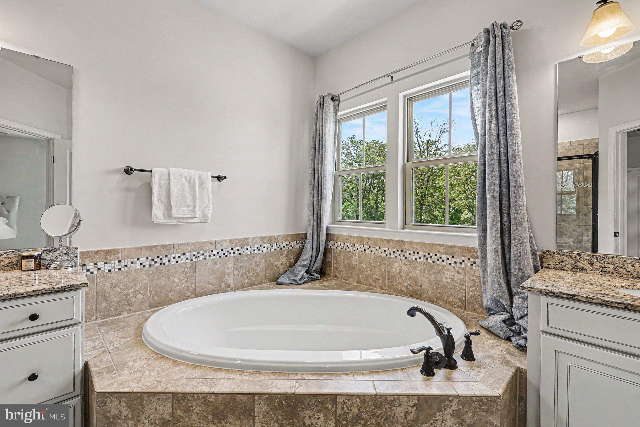 25333 CRESTED IRIS TERRACE