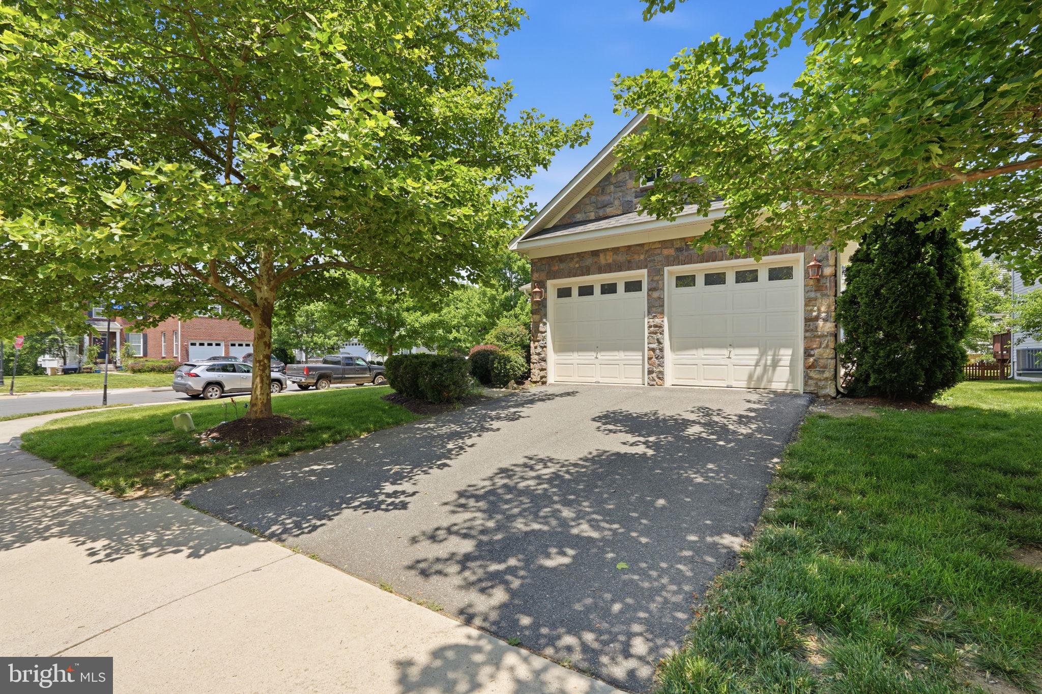42022 ZIRCON DRIVE