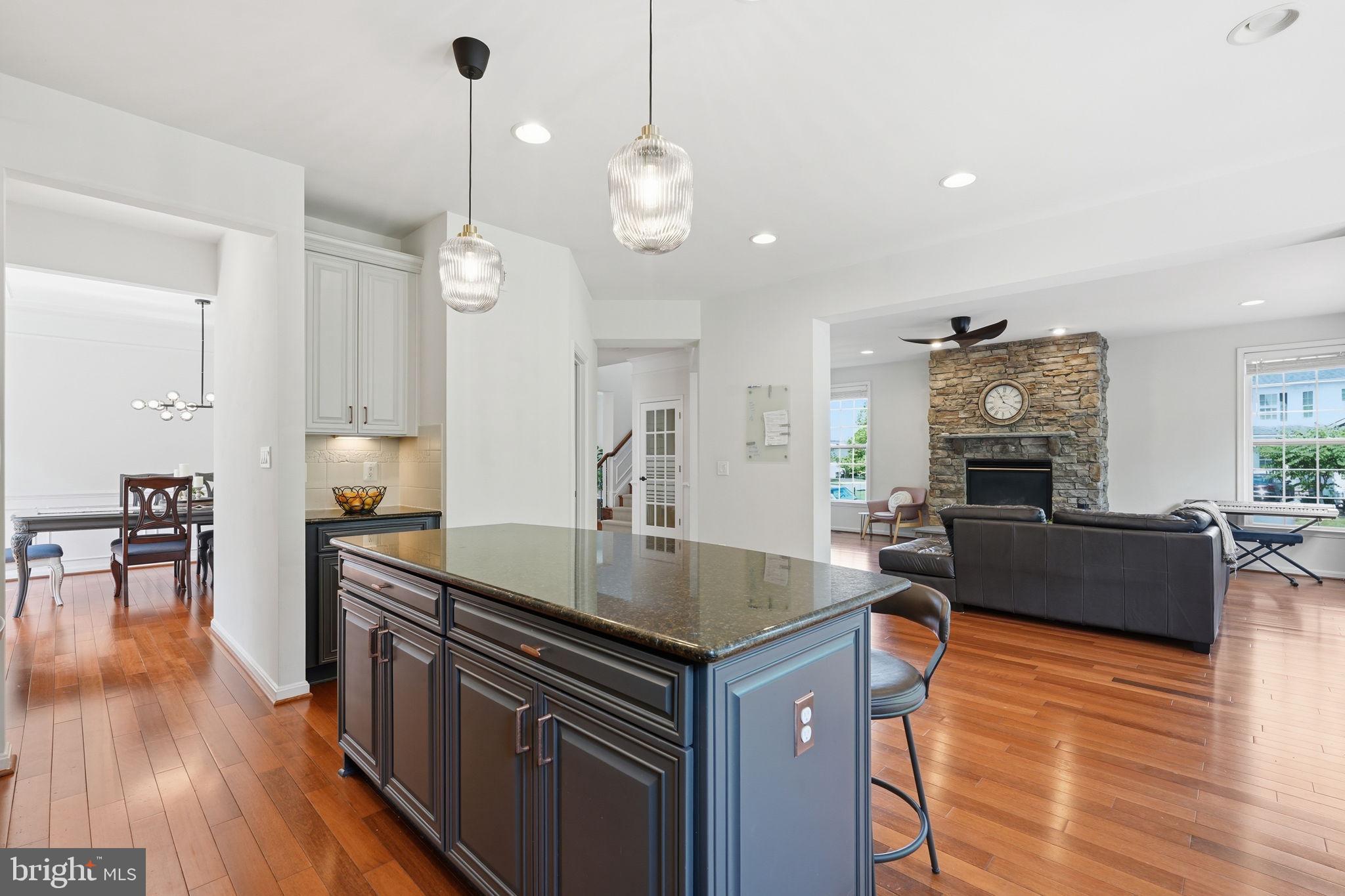 42022 ZIRCON DRIVE