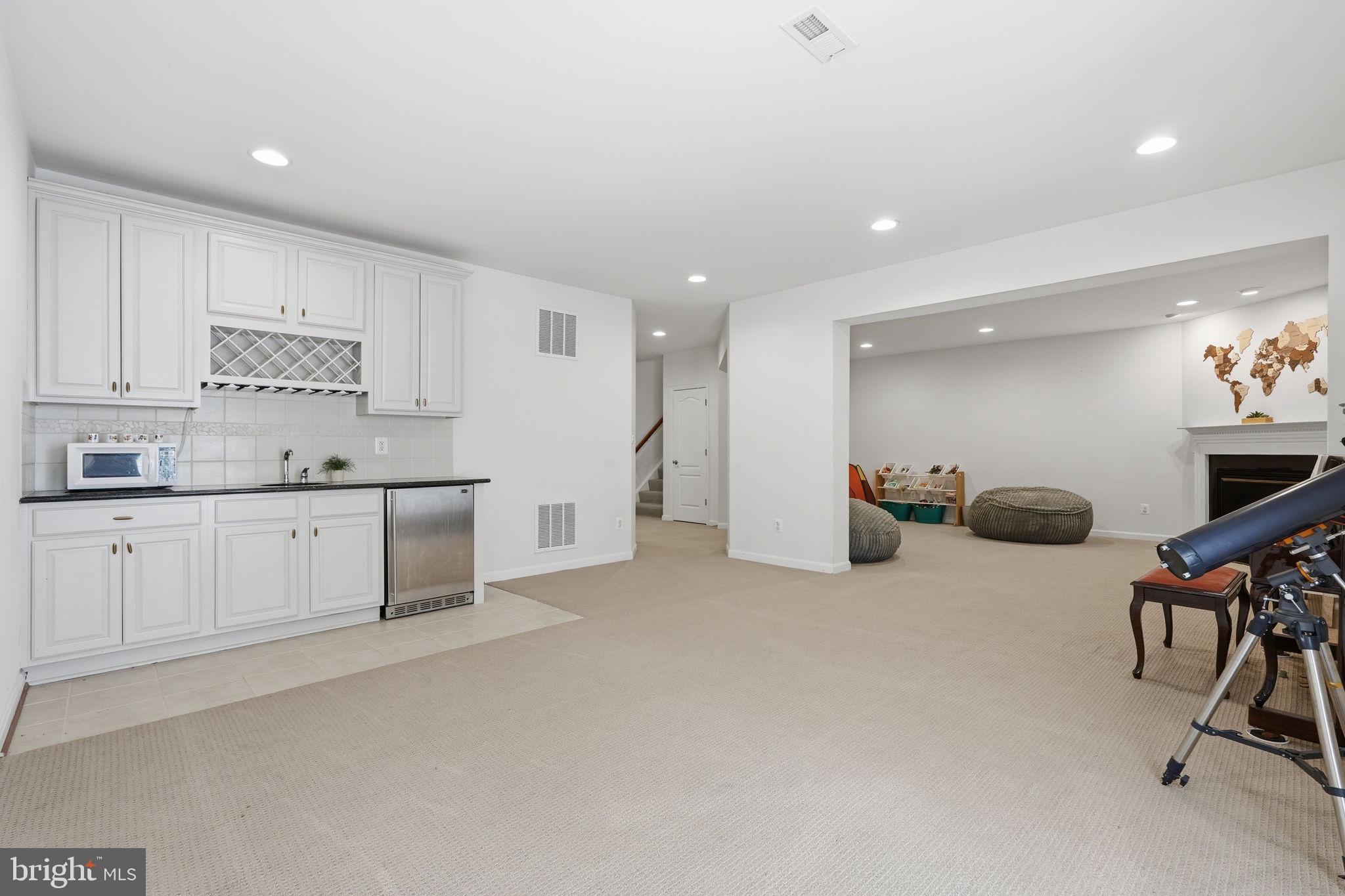 42022 ZIRCON DRIVE