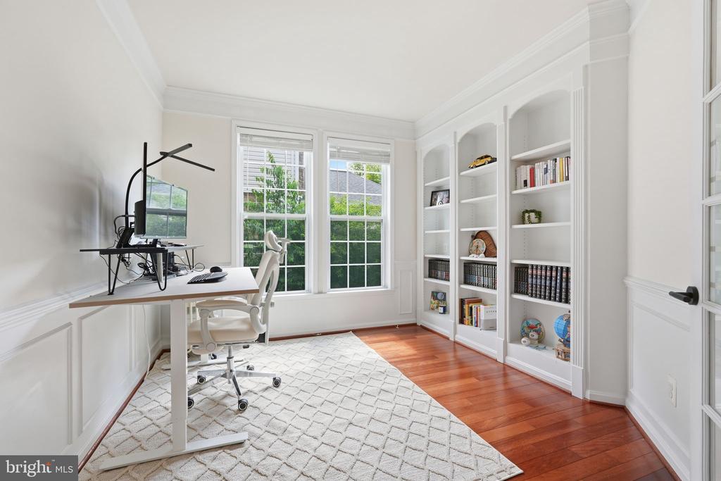 42022 ZIRCON DRIVE