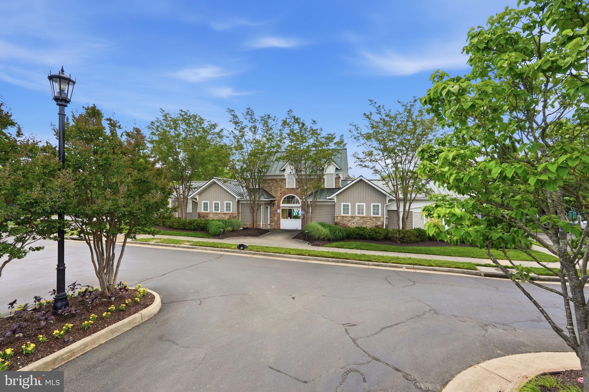 42022 ZIRCON DRIVE