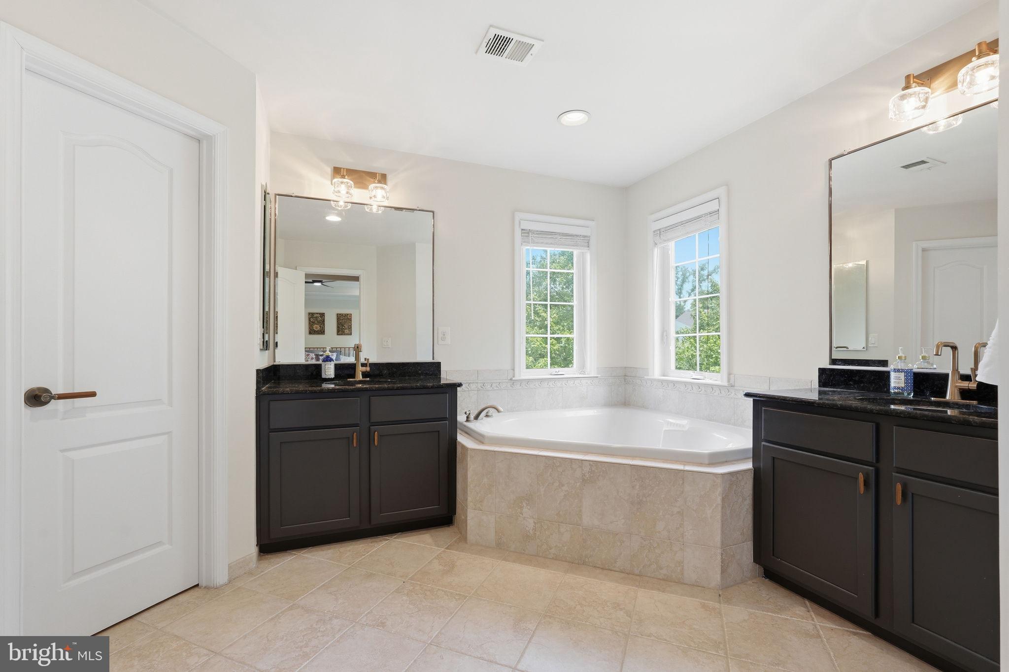 42022 ZIRCON DRIVE