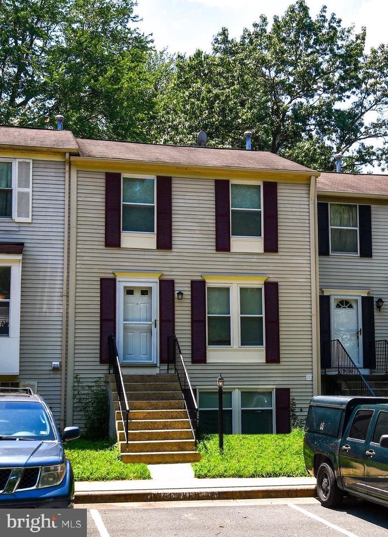 8482 KIRBY ST