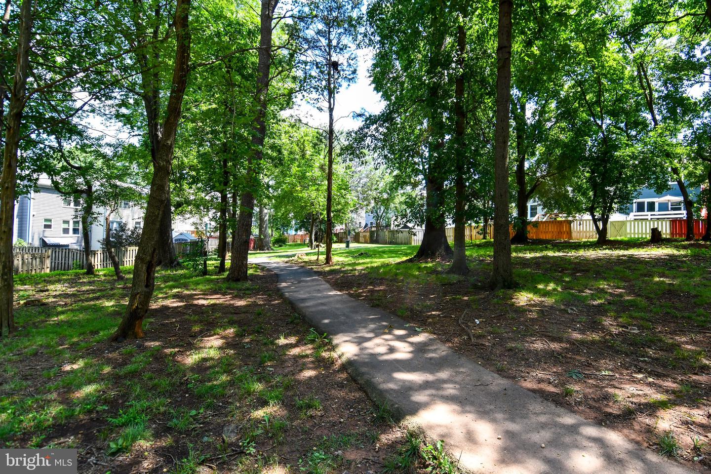 8482 KIRBY ST