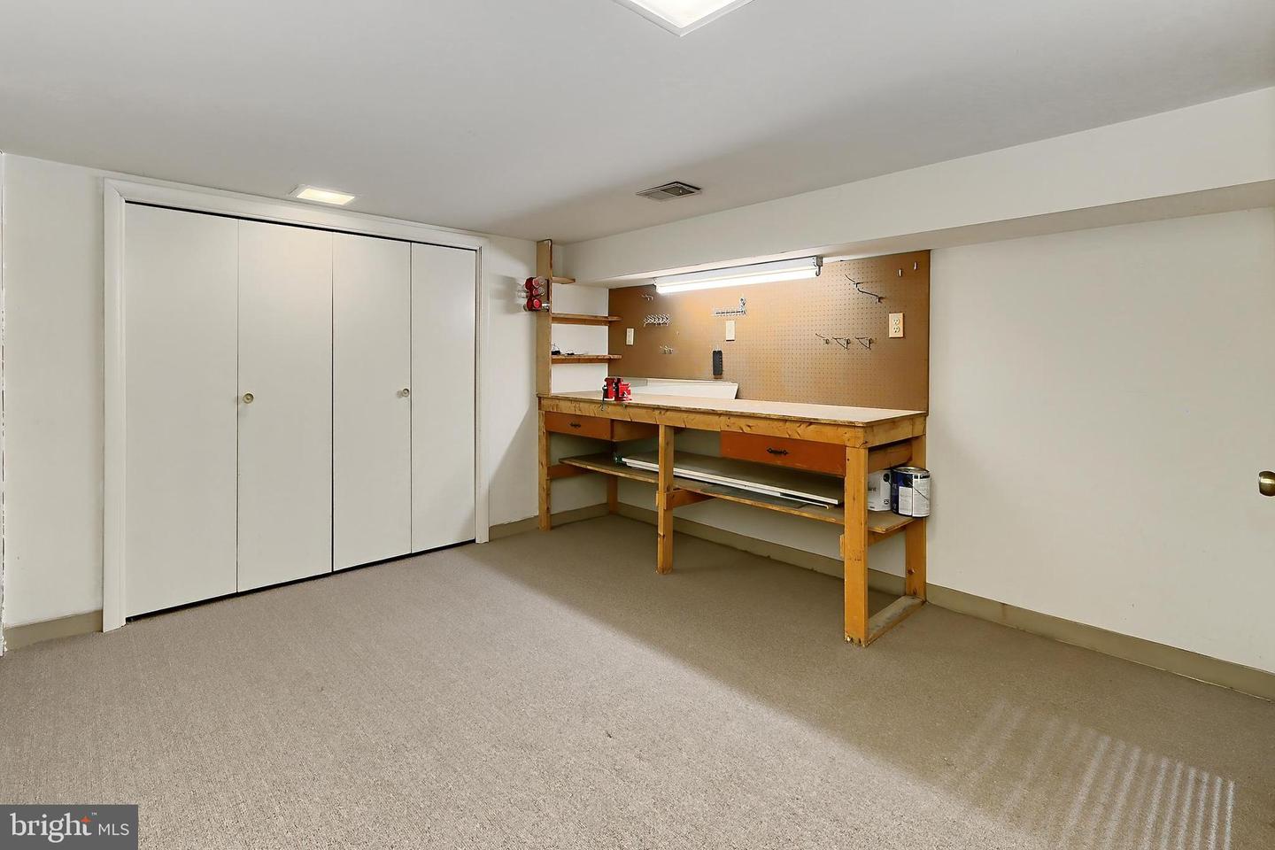 18319 Cabin Rd