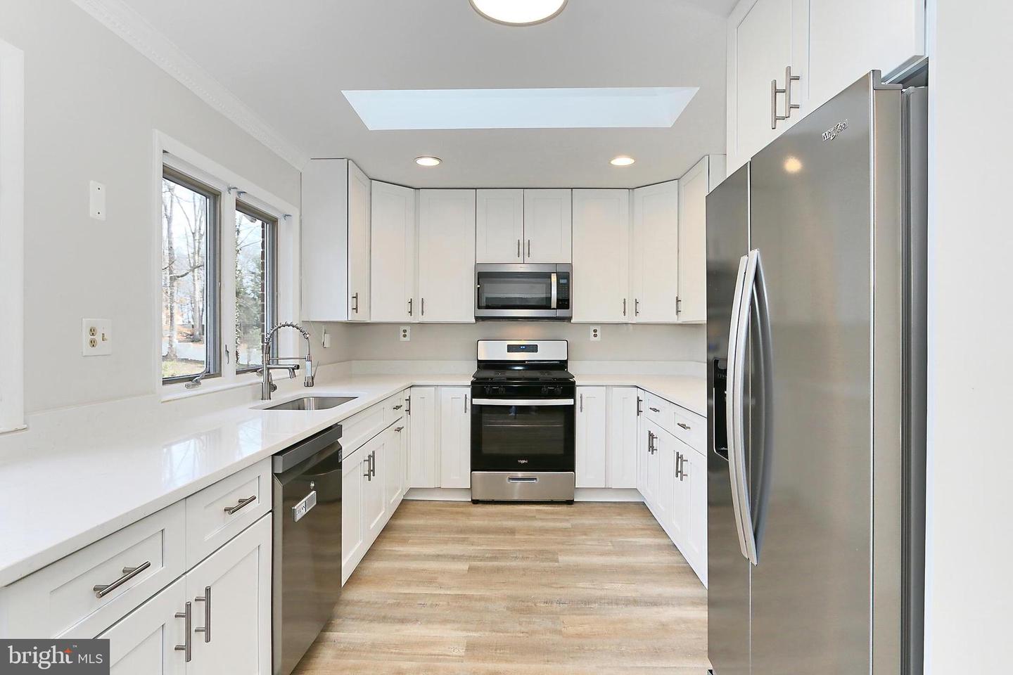 18319 Cabin Rd